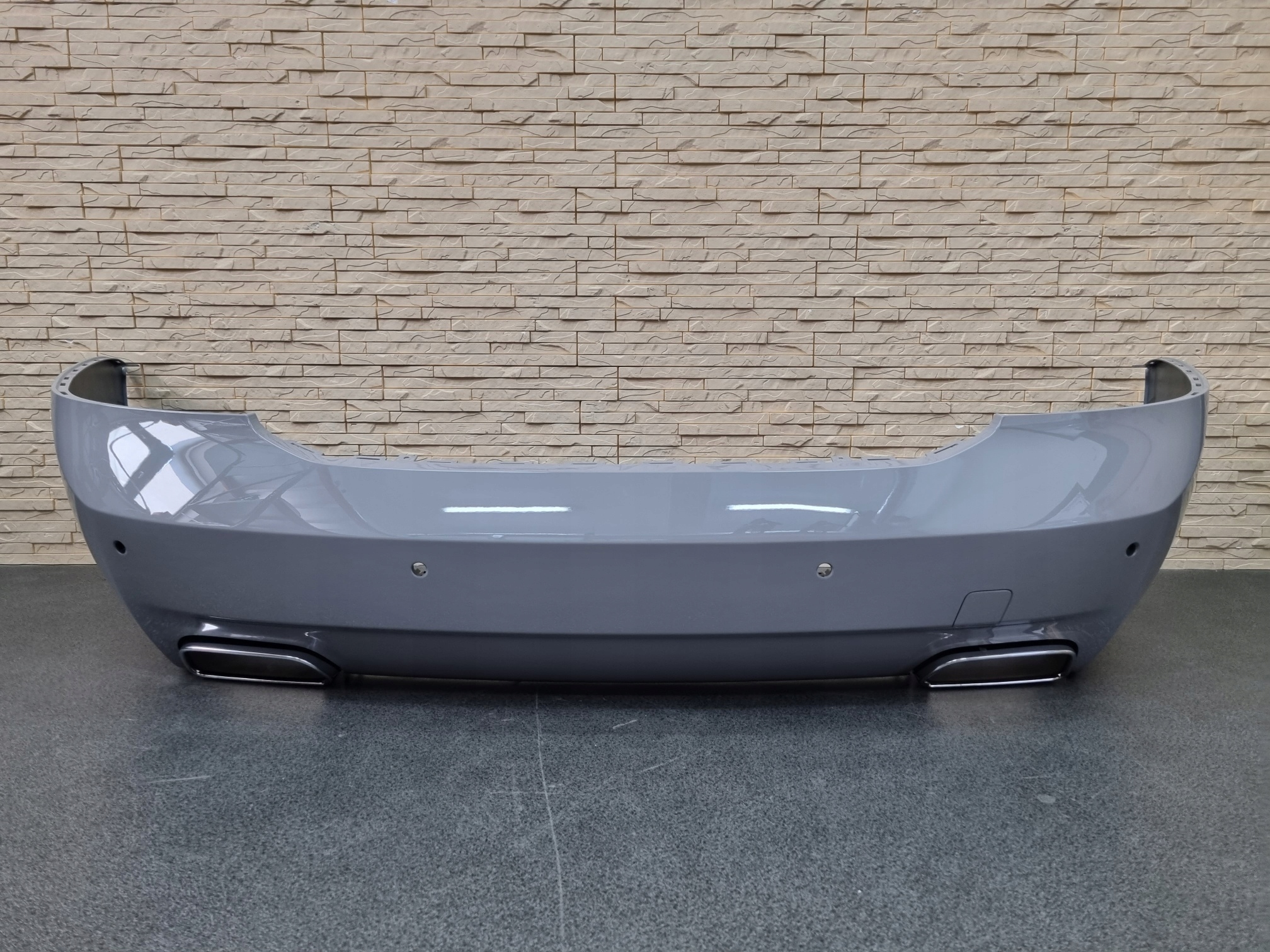 ROLLS ROYCE GHOST RR21 2022 ZDERZAK TYŁ TYLNI NOWY