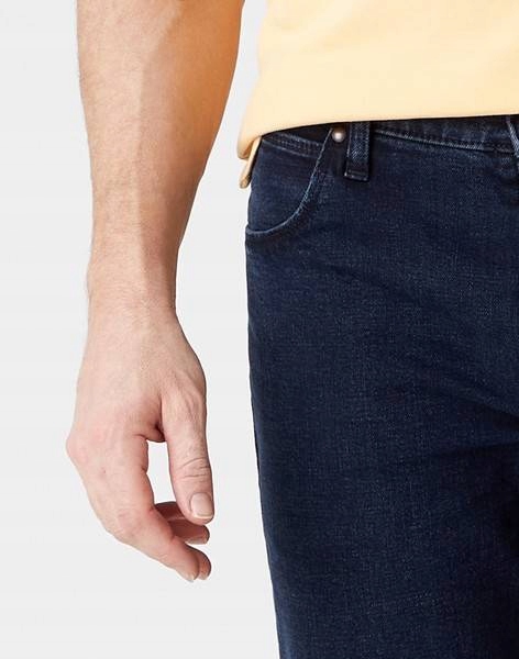 WRANGLER STRAIGHT BLUE BLACK W10TKF097 31/30 Rozmiar 31/30