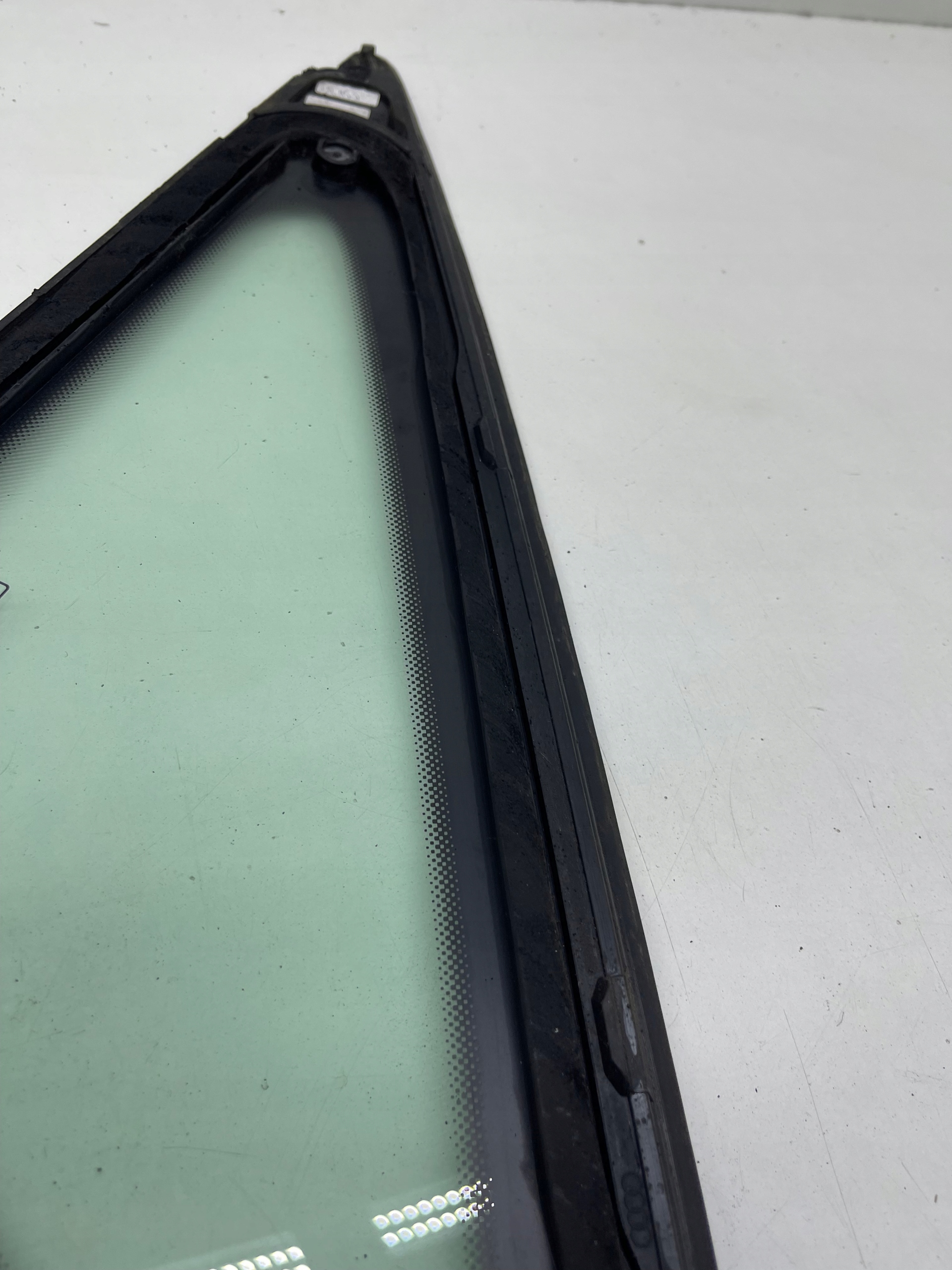 AUDI A6 C7 LIFT sedan window bodywork left rear part original!