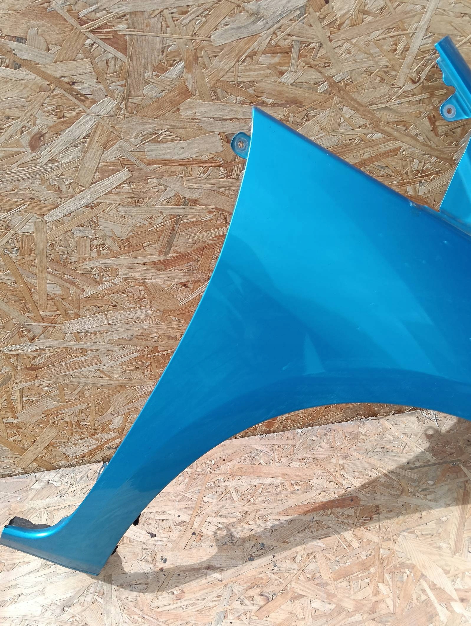 fender right front Honda JAZZ 2009r