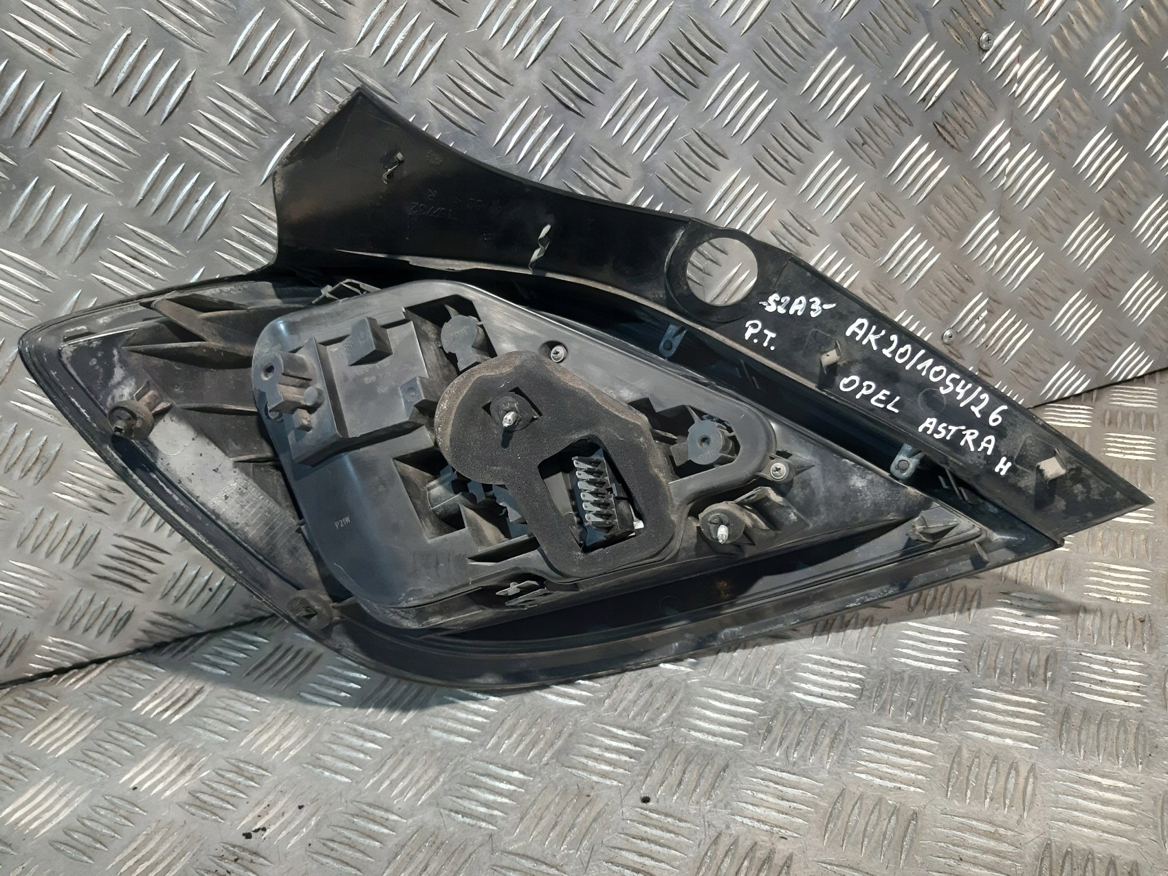 light right rear HELLA OPEL ASTRA III H 24-451-837