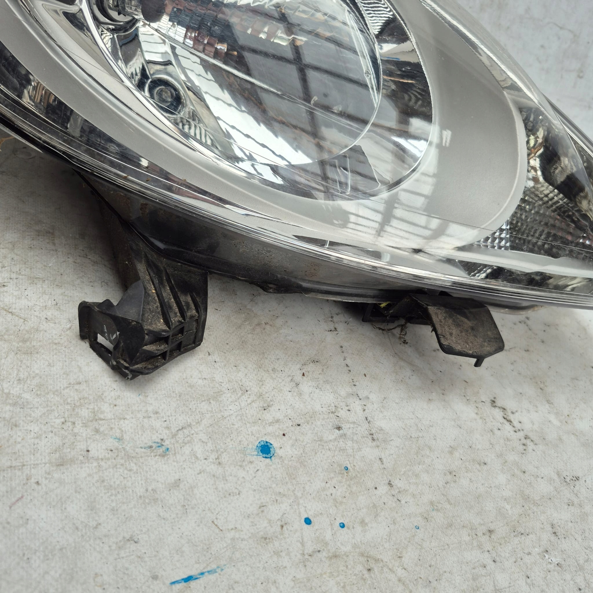 PEUGEOT 107 LIFT 08- light right front front 81110-0H110