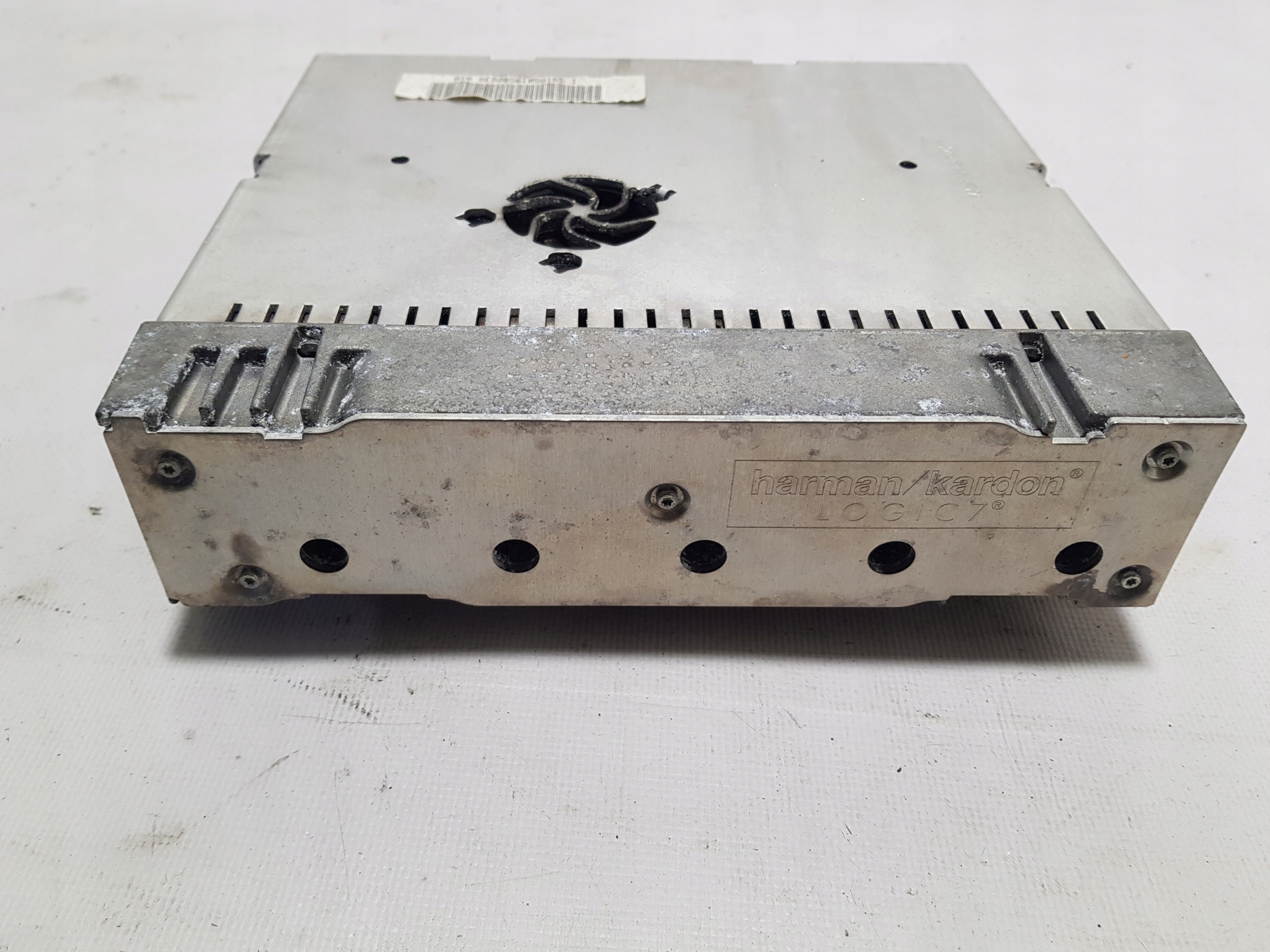 MERCEDES W211 CLS W219 amplifier HARMAN KARDON LOGIC7