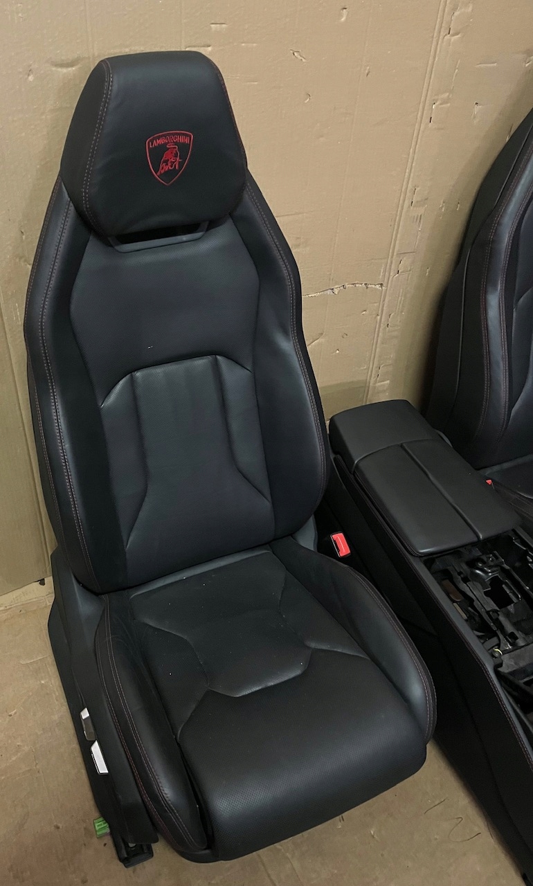 IDEALNE KPL. seats side GRZANE WENTYLACJA MODULY LAMBORGHINI URUS 1