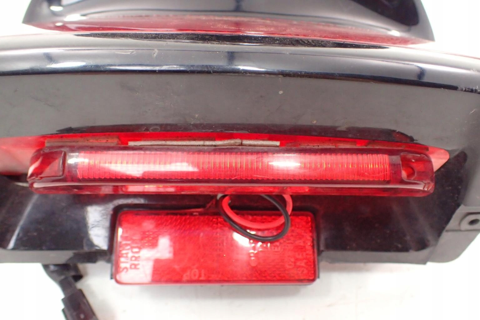 Honda VFR 750 RC36 Lampa tył Waga produktu z opakowaniem jednostkowym 1 kg