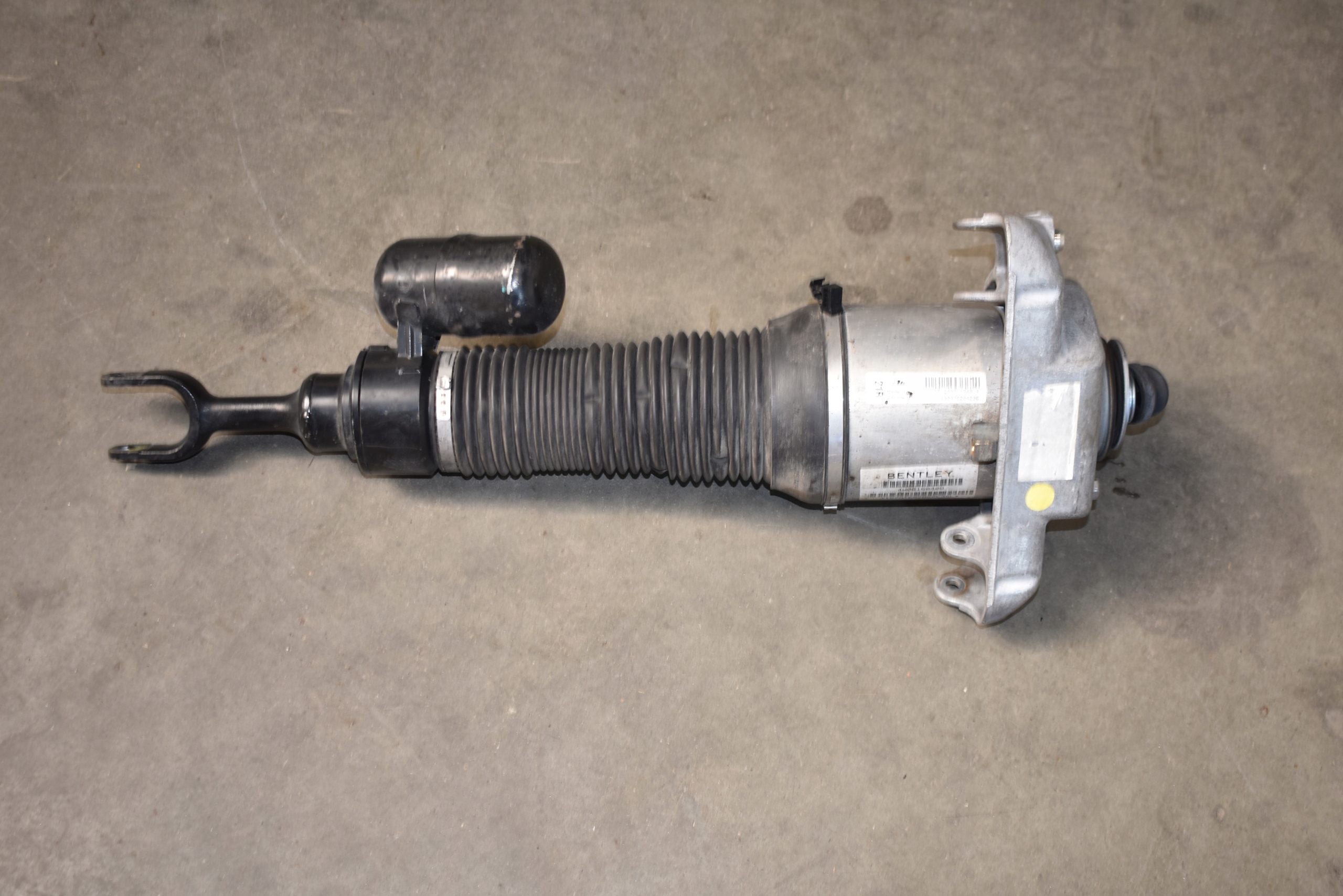 IDEALNY shock absorber front front right BENTLEY FLYING SPUR 15R. 1