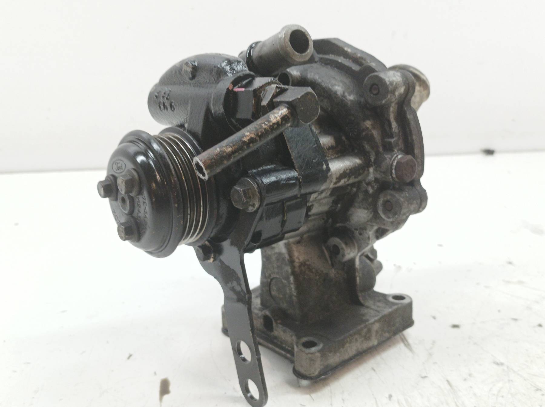 water pump VW Volkswagen Passat V (1996-2005) B5