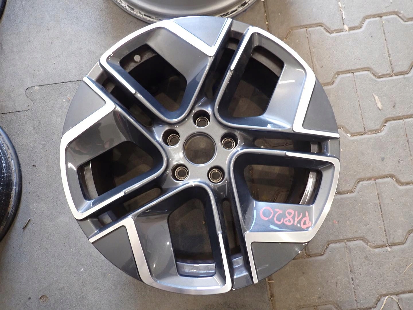 disk disk VW 3J0 5x112 ET44 8J 18" 3J0601025P