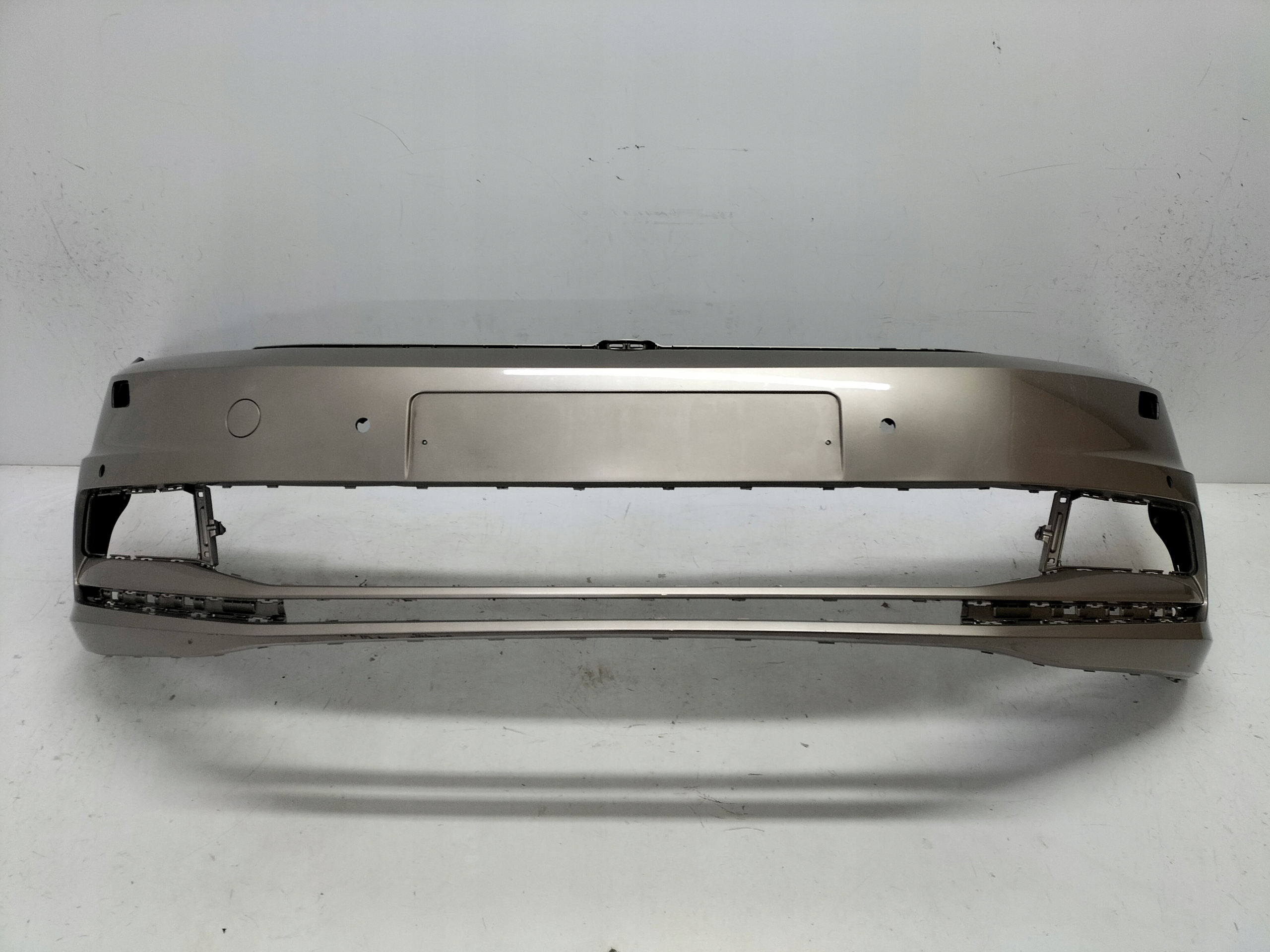 Paraurti anteriore Anteriore VW TOURAN III 15