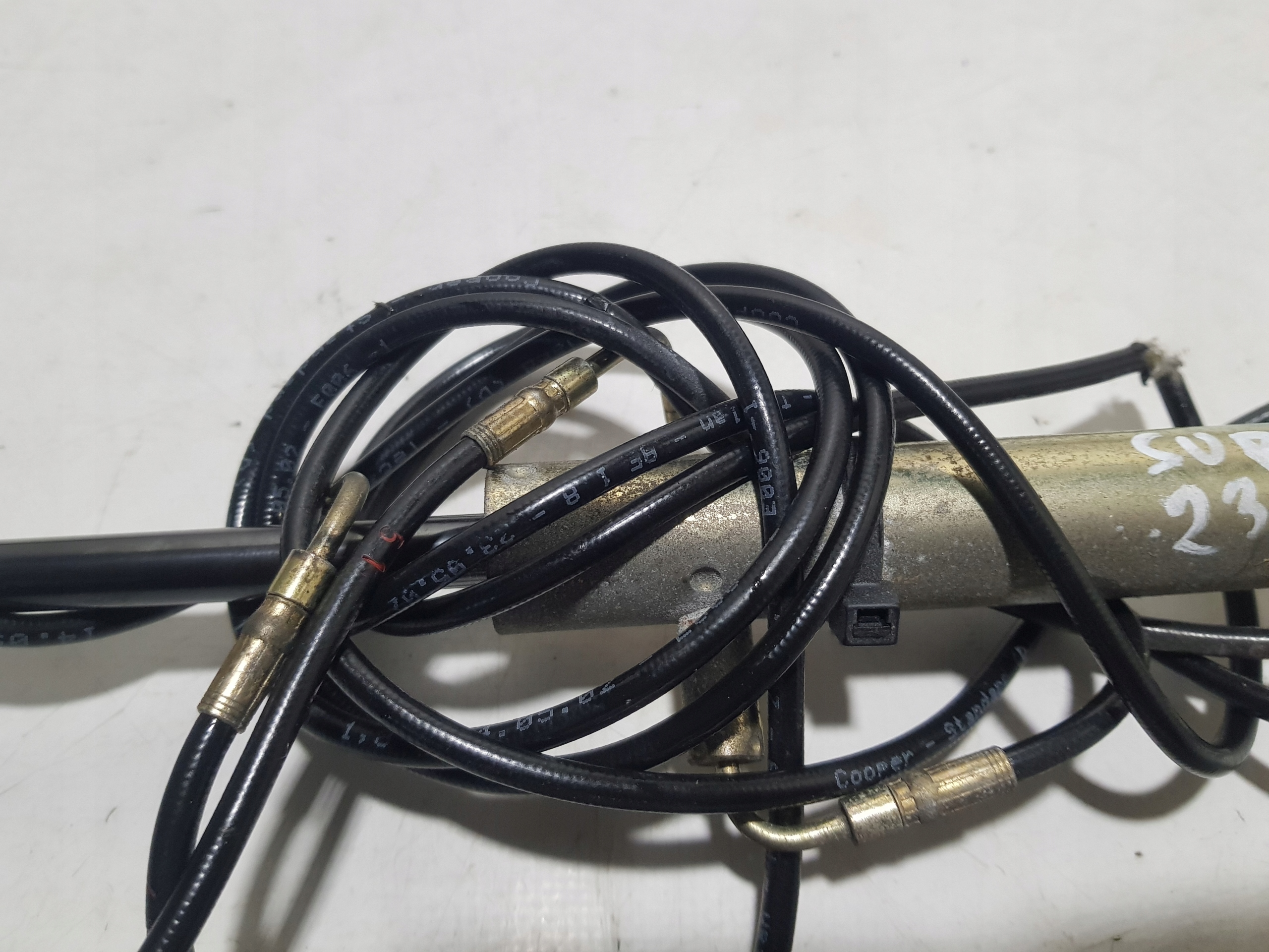 MERCEDES SL R230 W230 damper roofs left 51 41