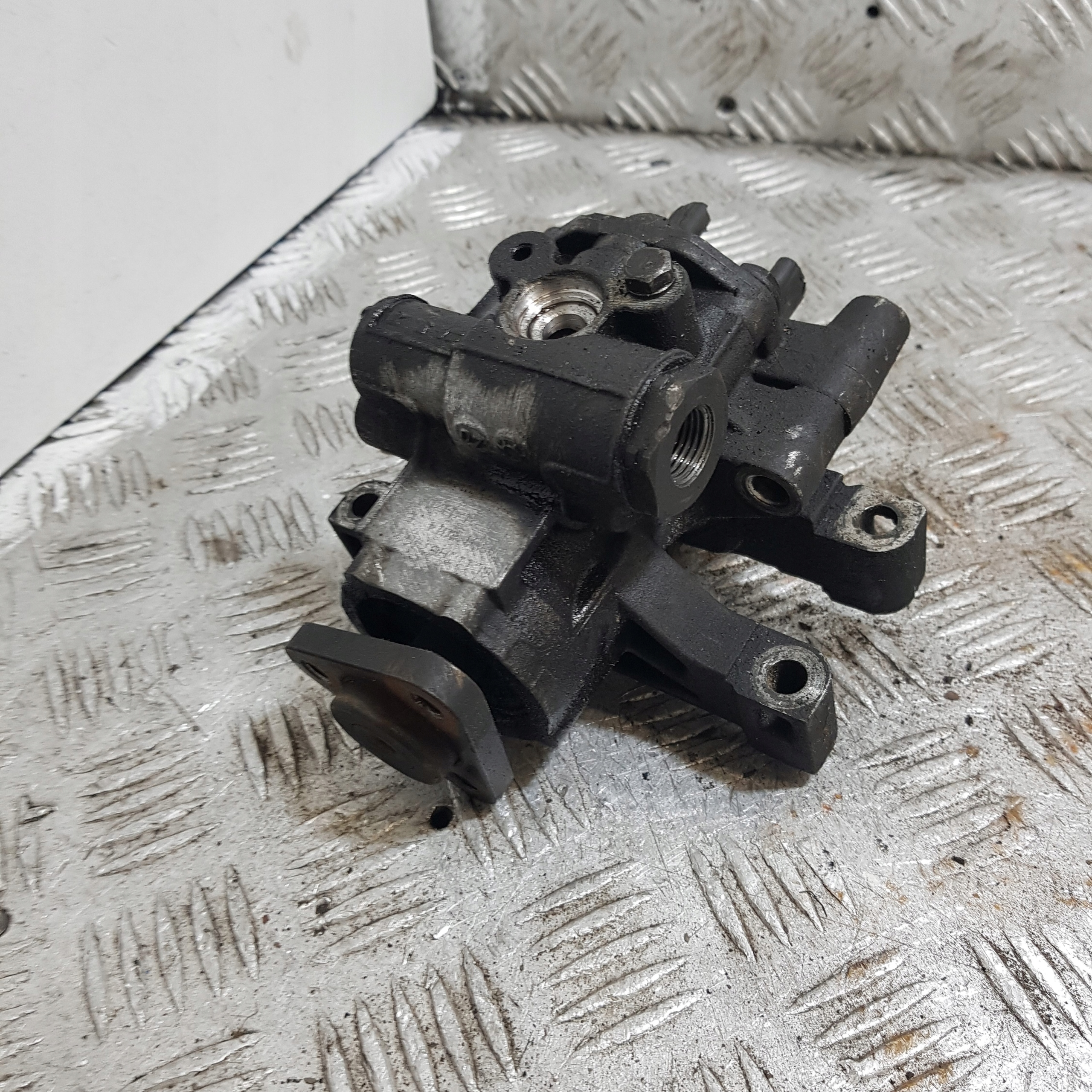 Pompa servosterzo FORD TRANSIT MK 6 6C113A674AA