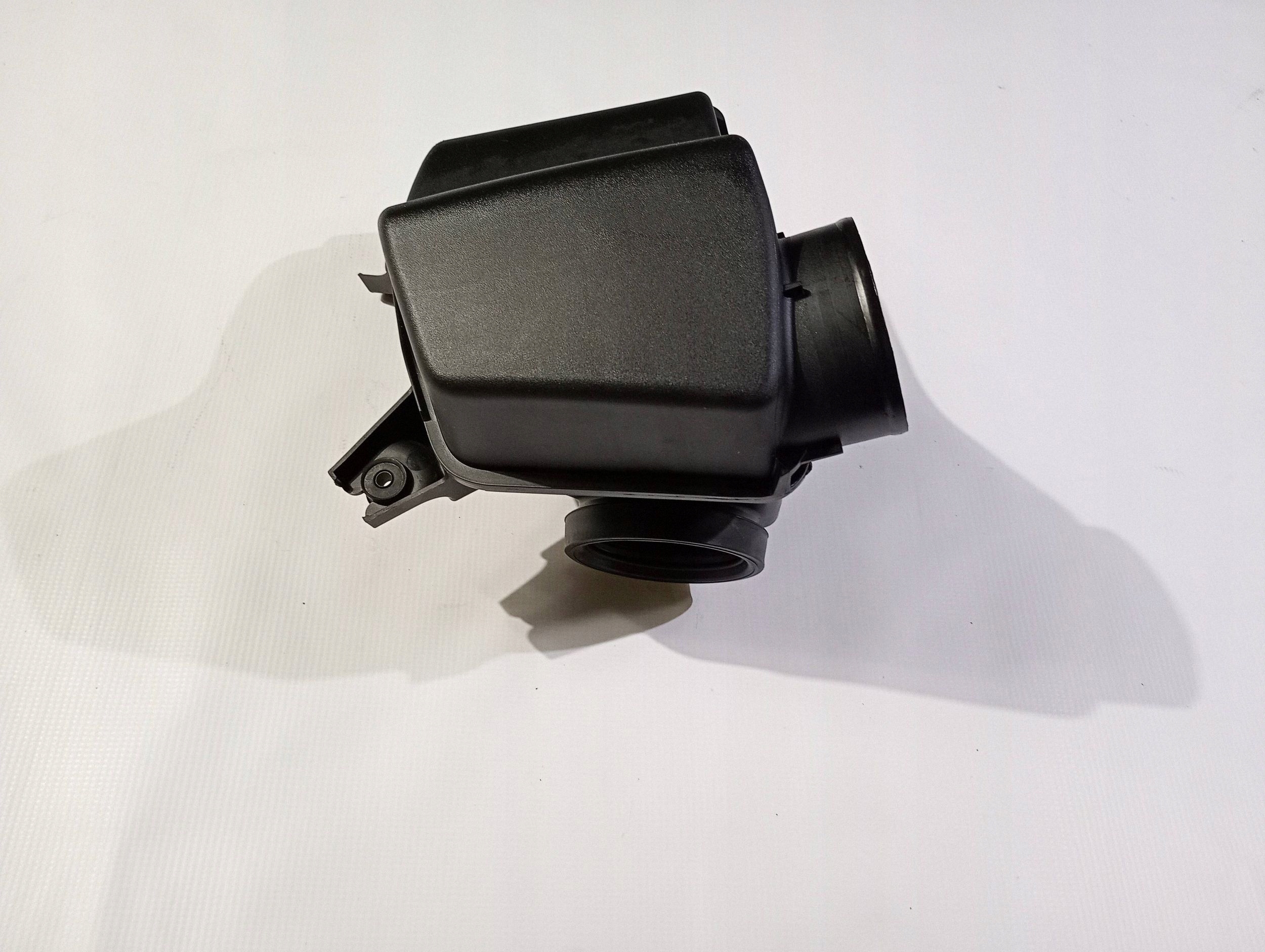 Gehäuse filter luft rezonator dolot Chrysler Pacifica 2021