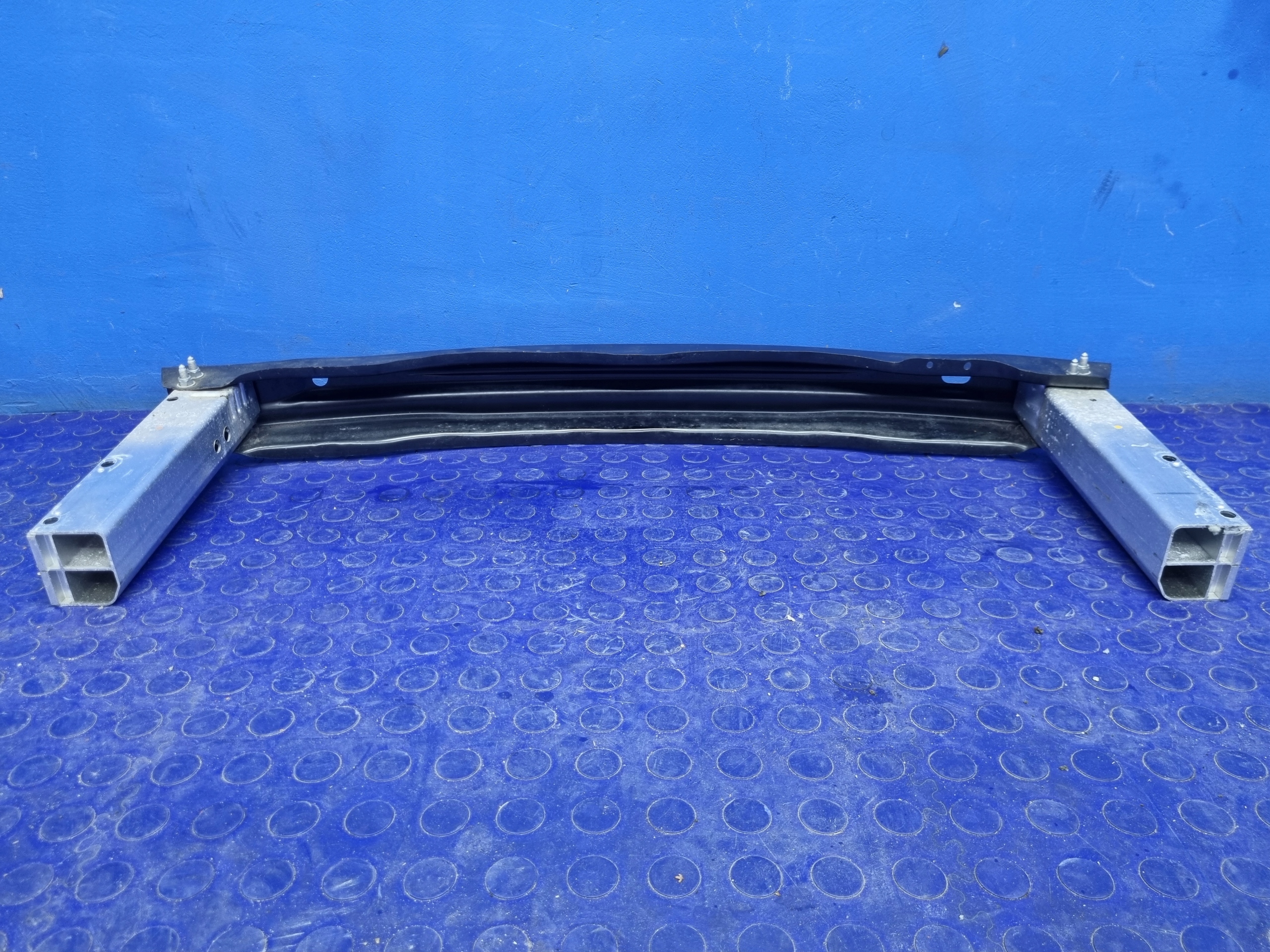 Audi A5 8T SPORTBACK Балка бампера заднего оригинал 8T0807313