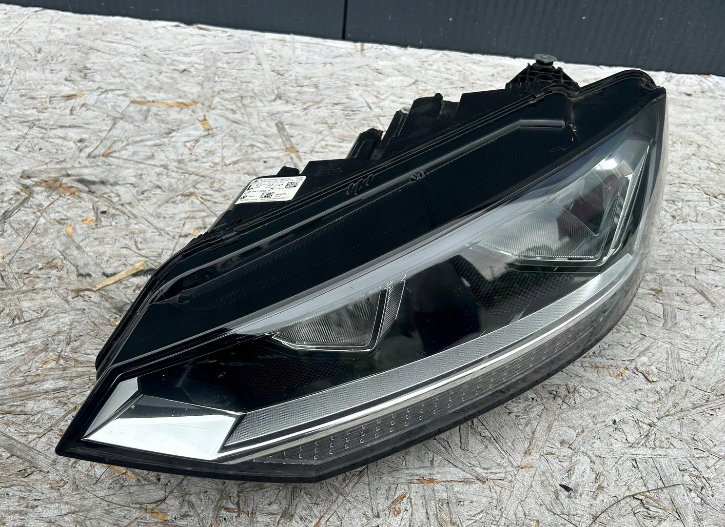 light left front front VW TOURAN II 5TA 15- 5TB941005A