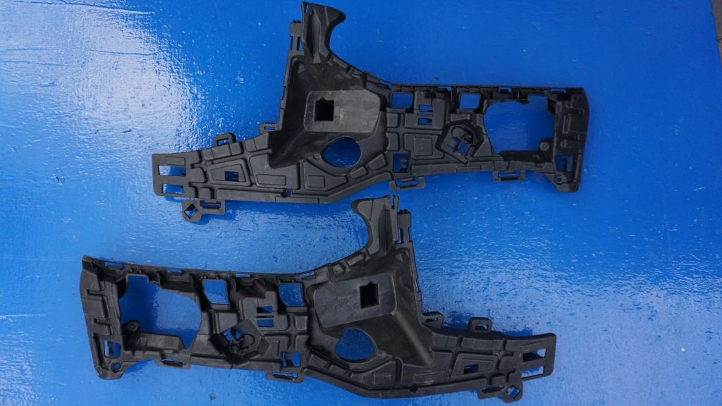 VOLVO S90 V90 CC - bumper bracket left right front