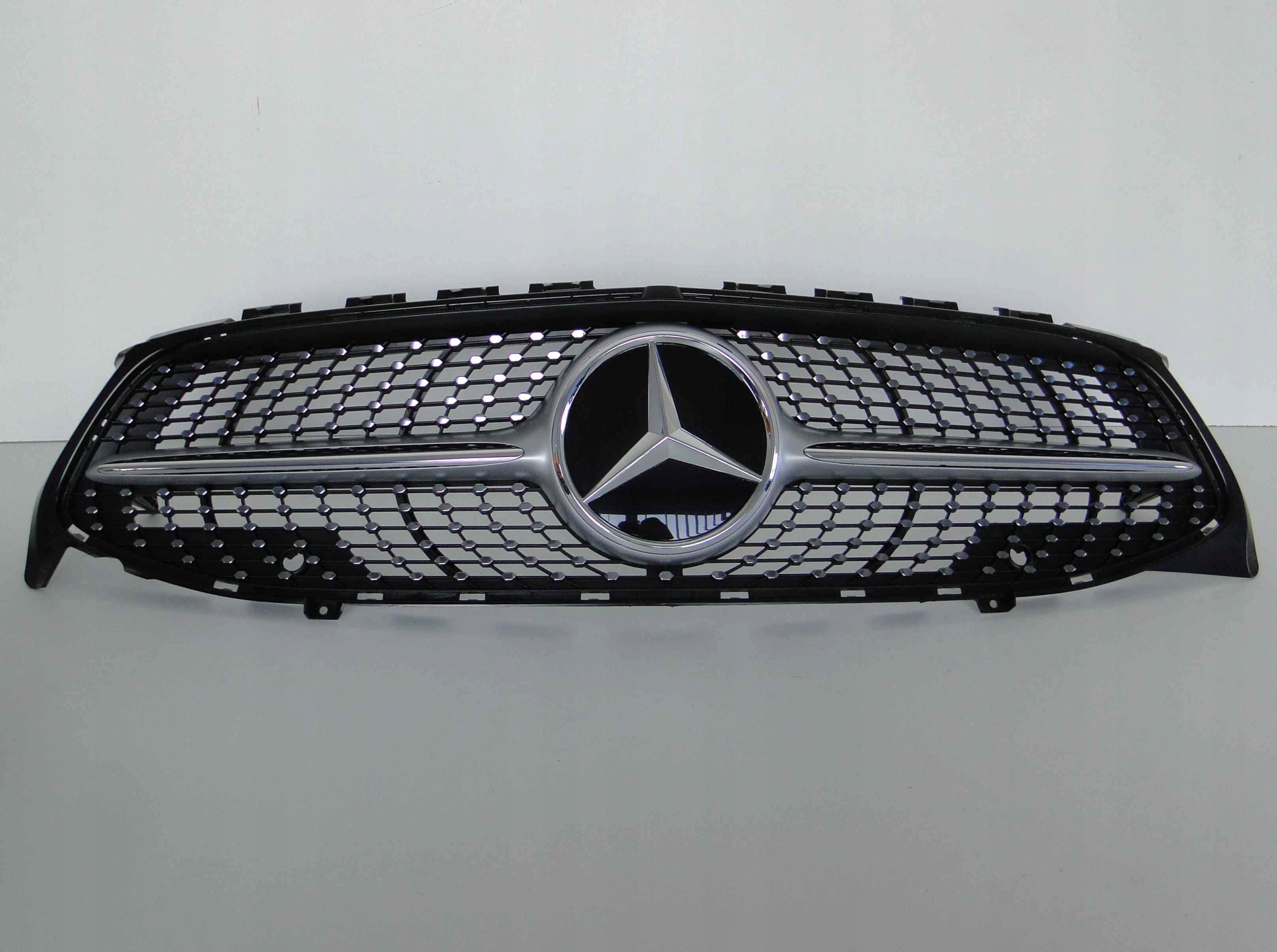 MERCEDES CLA 118 GRILL ATRAPA DIAMENT AMG ORYGINAŁ Typ samochodu Samochody osobowe