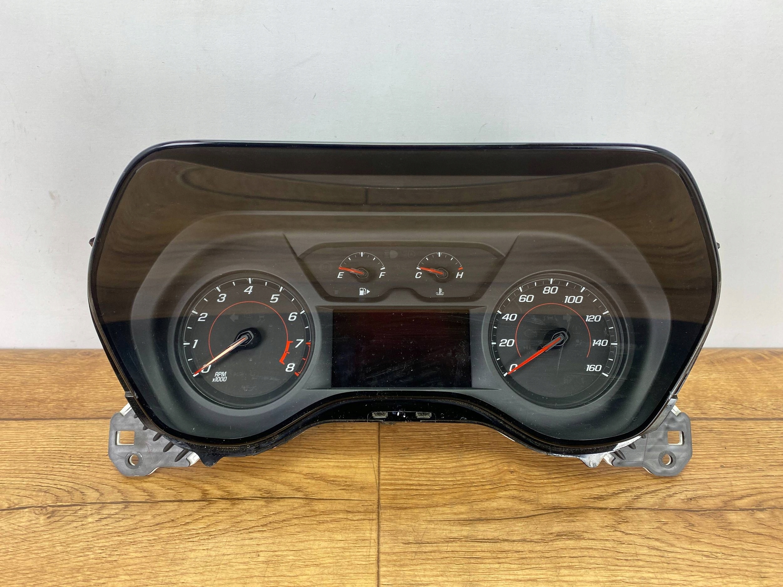 dials Chevrolet Camaro 2016+