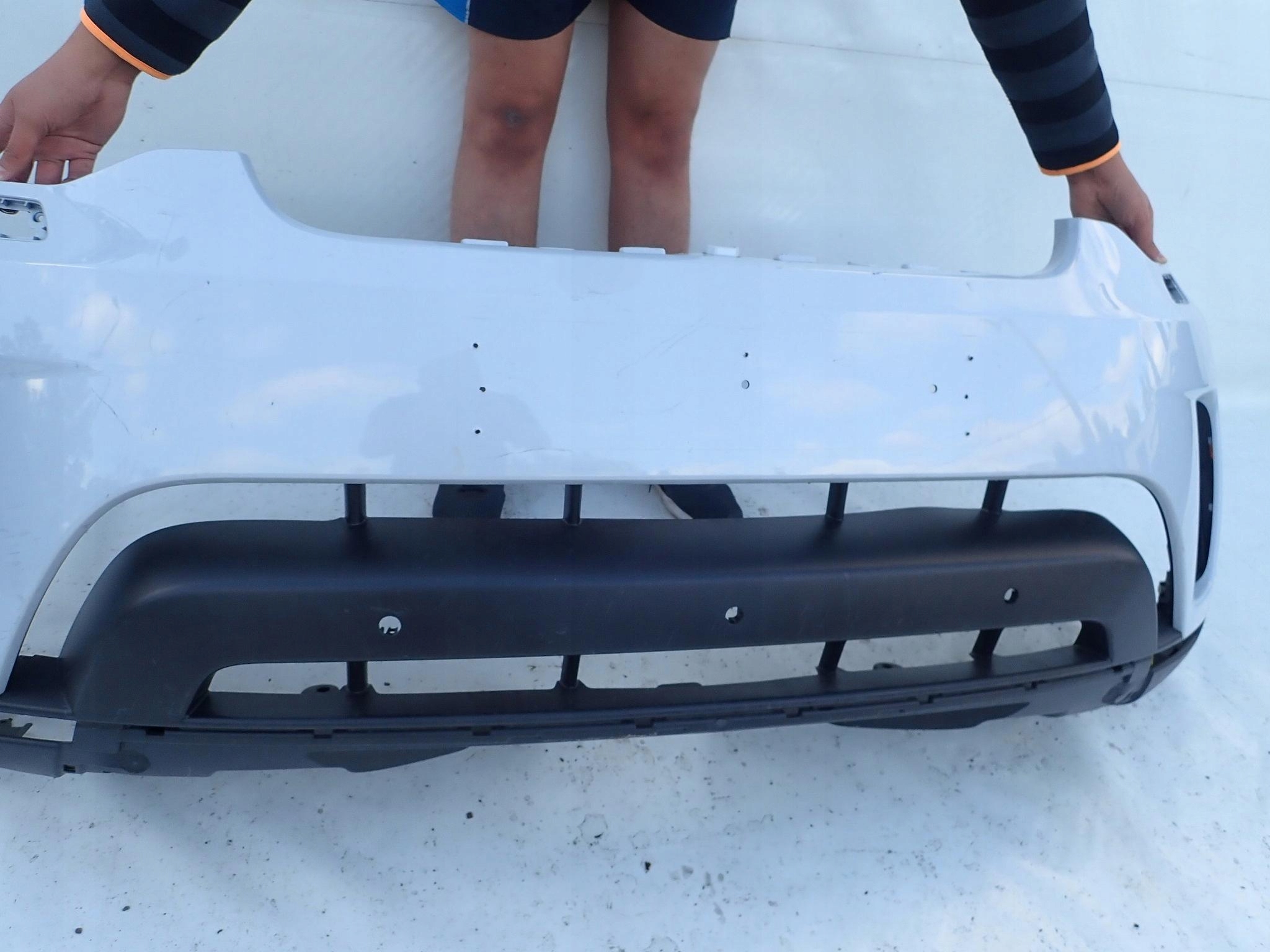 LAND ROVER DISCOVERY IV 4 17-> bumper front