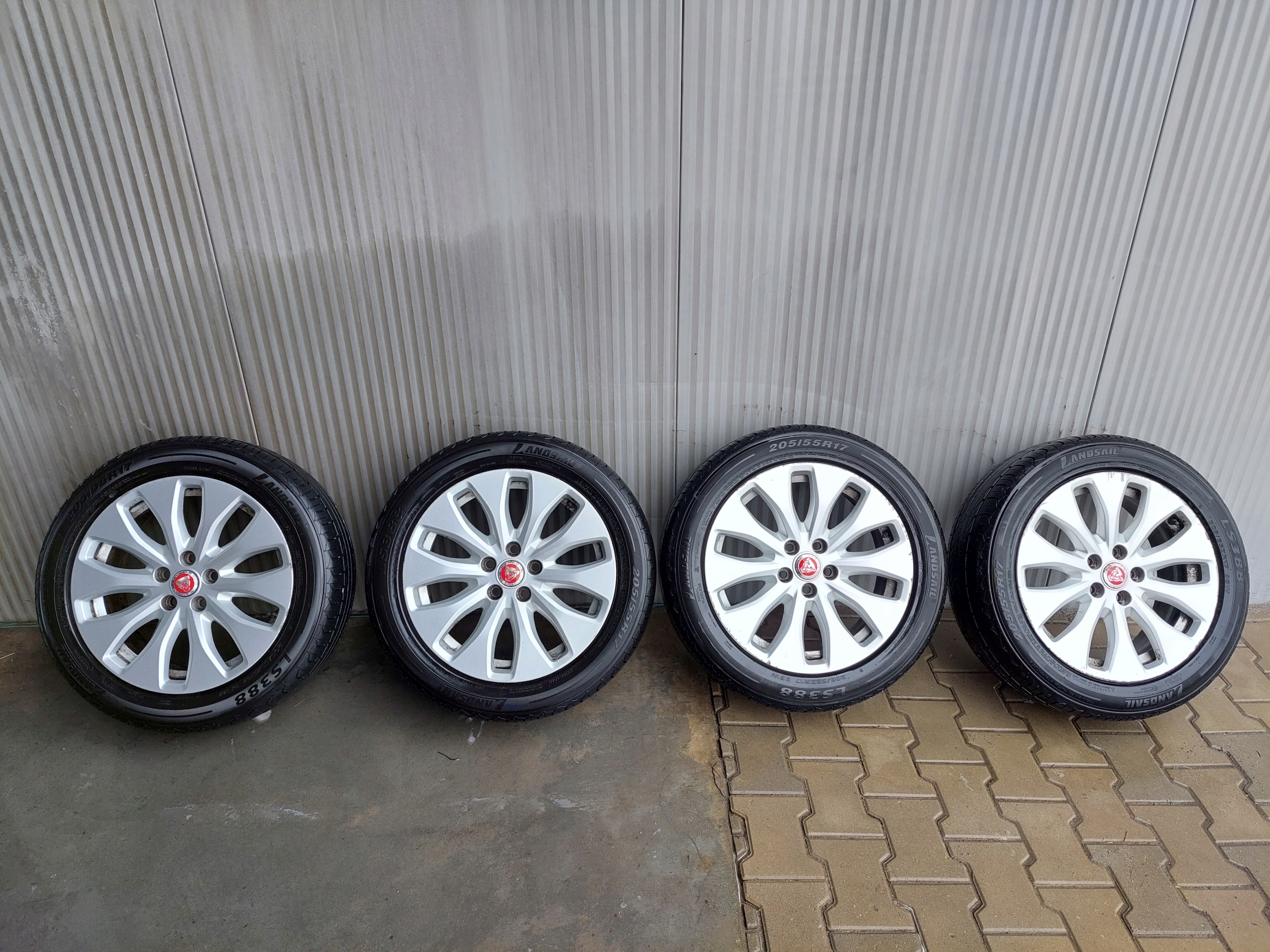 КОЛЕСА ШИНИ ЛИТІ ДИСКИ ДИСКИ R17 JAGUAR XF II X260 XE