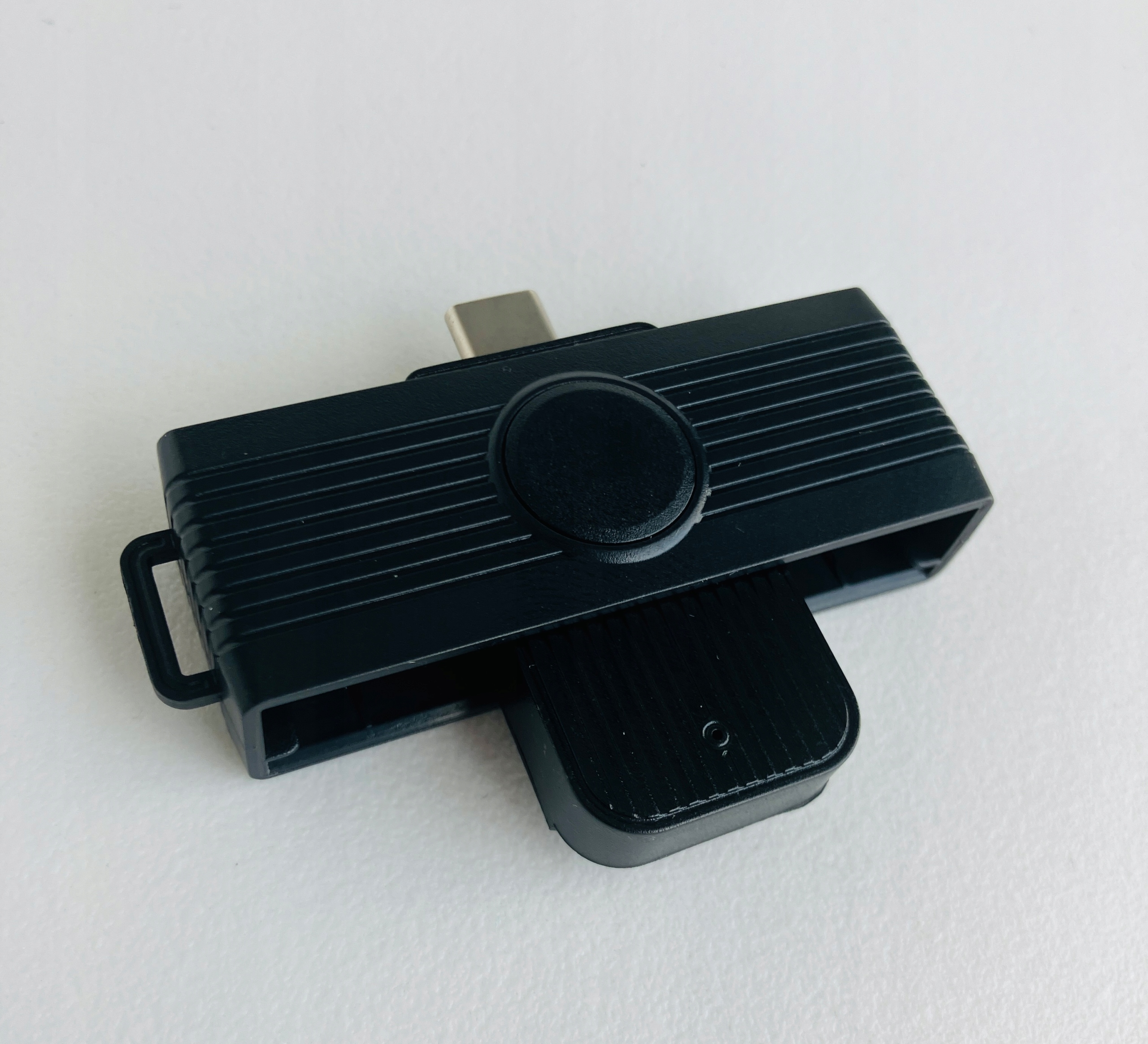 Czytnik Kart Kierowców | USB-C | CR318C EAN (GTIN) 5906168035227