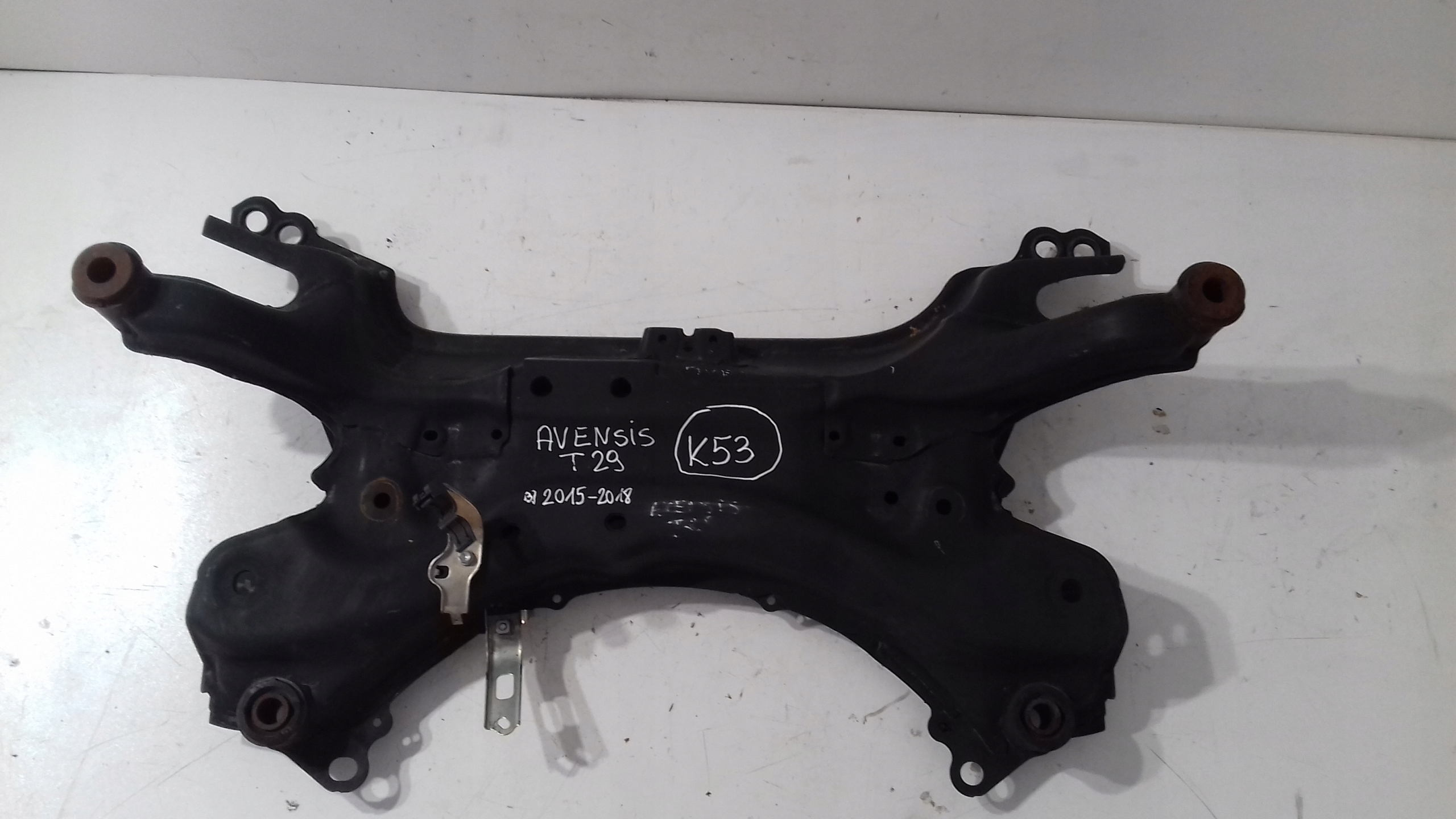 TOYOTA AVENSIS T27 / 2008-2018 сани луч тележки