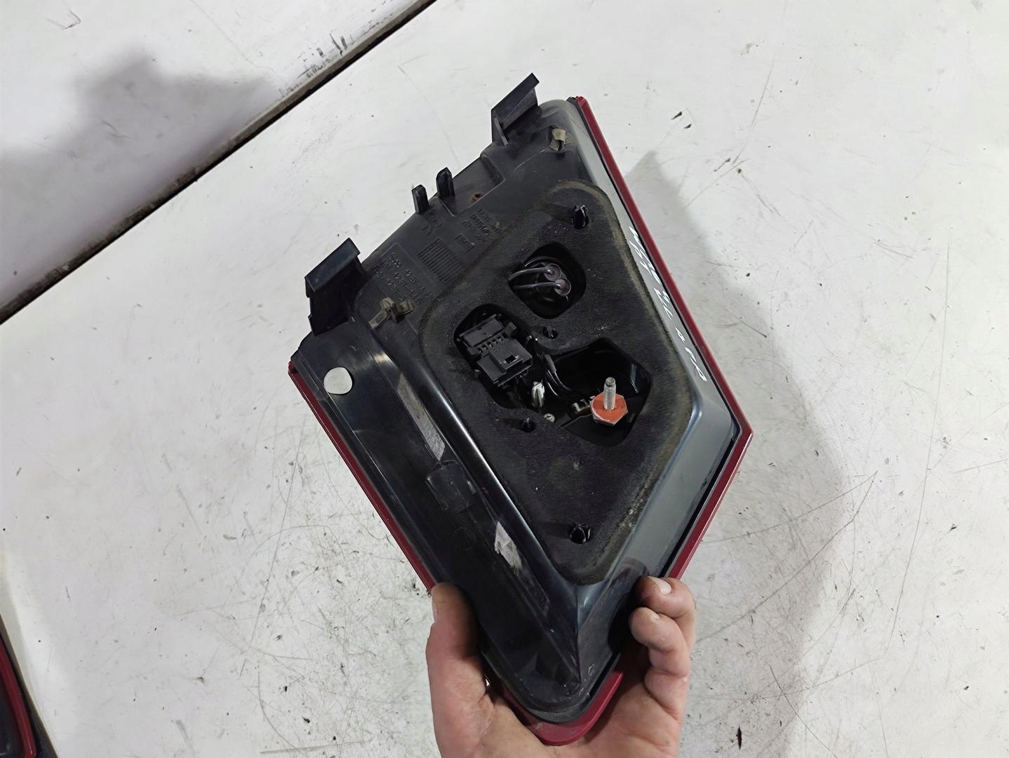 фонарь правый крышки MERCEDES W251