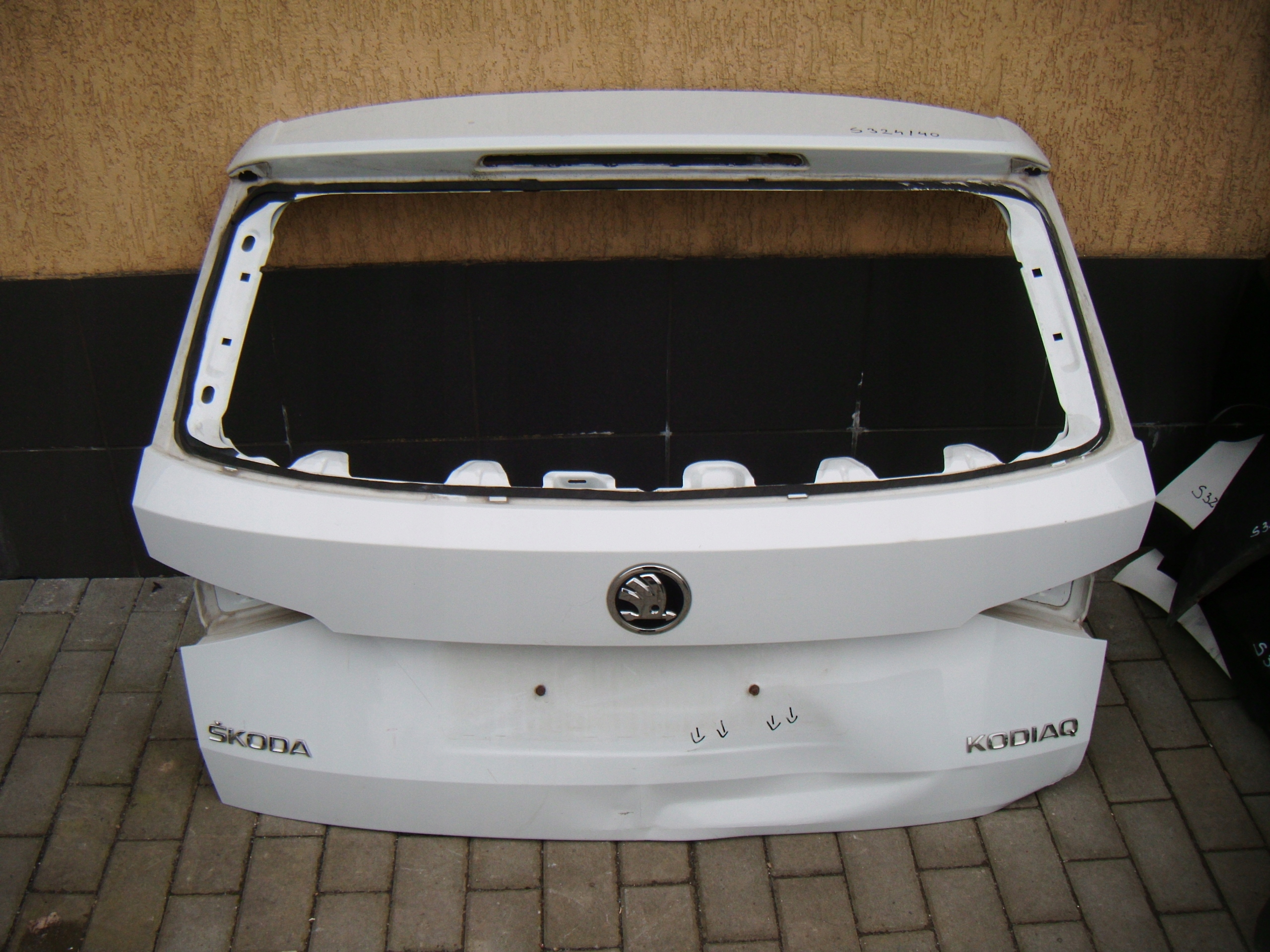 SKODA KODIAQ 2016 - KLAPA BAGAŻNIKA TYŁ TYLNA