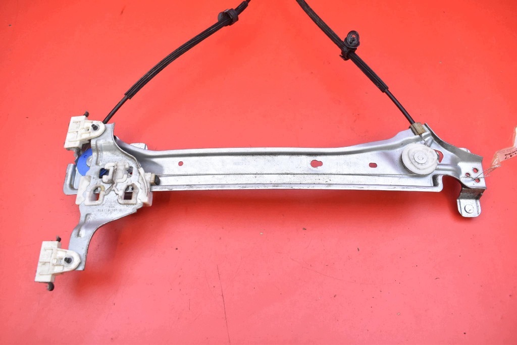 window regulator left rear part EU 82721003R RENAULT MEGANE 3 III 5D HB 08-14