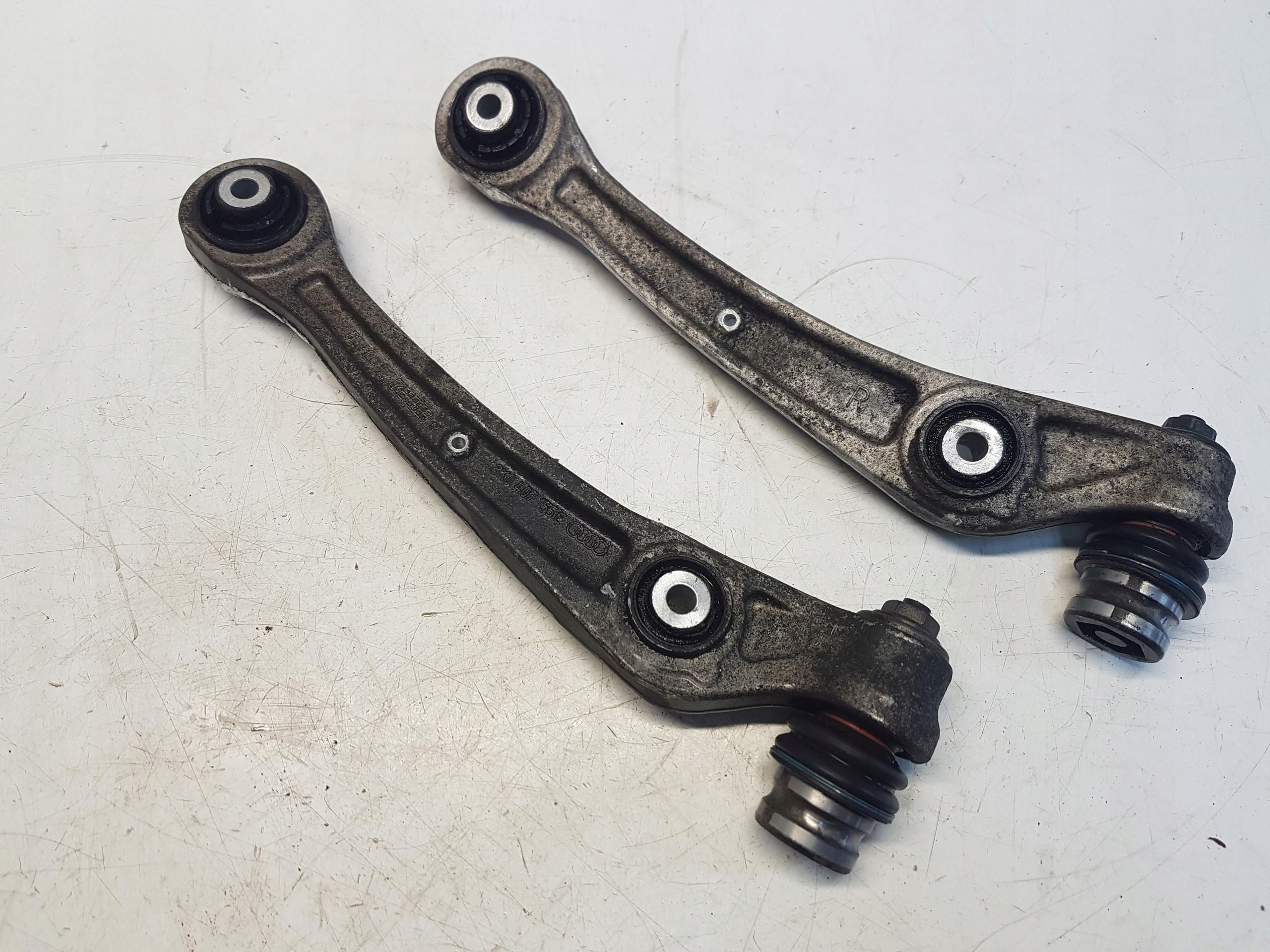 PORSCHE MACAN sworzen arm left right front