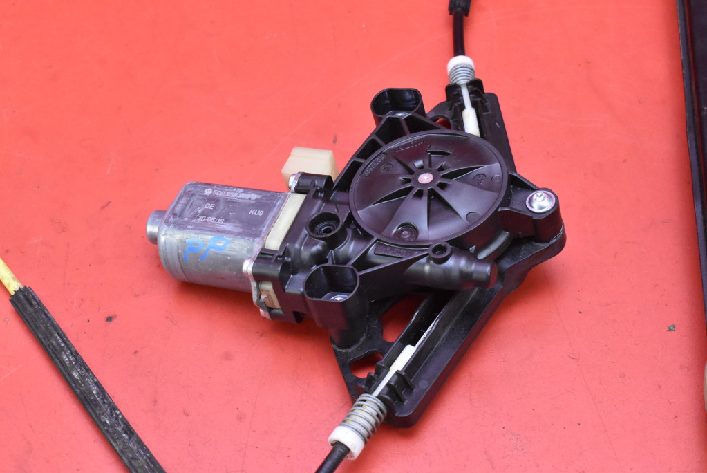 window regulator right front EU 5E0837462B SKODA OCTAVIA 3 III 17-20