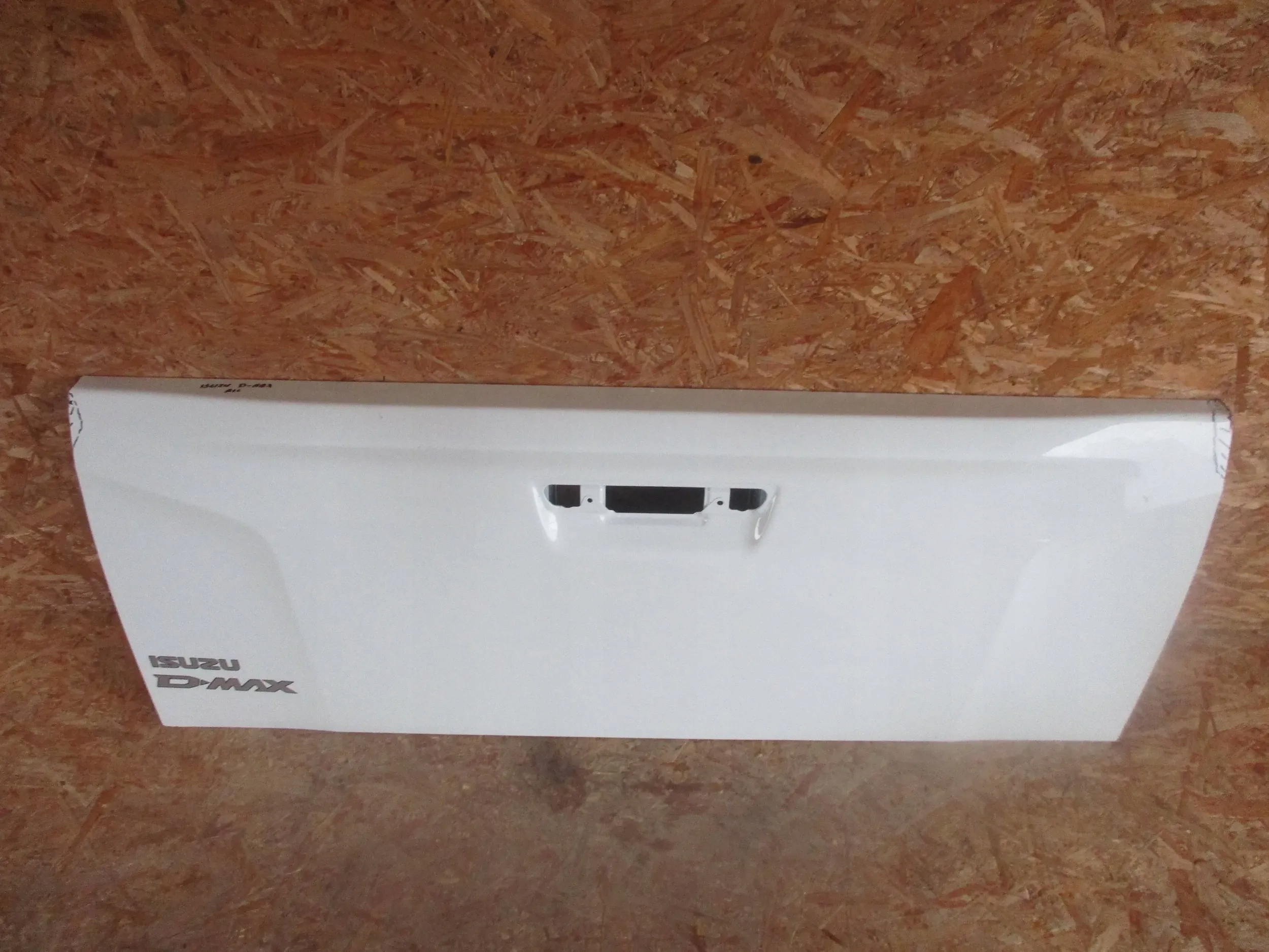 boot door rear ISUZU D-MAX 21