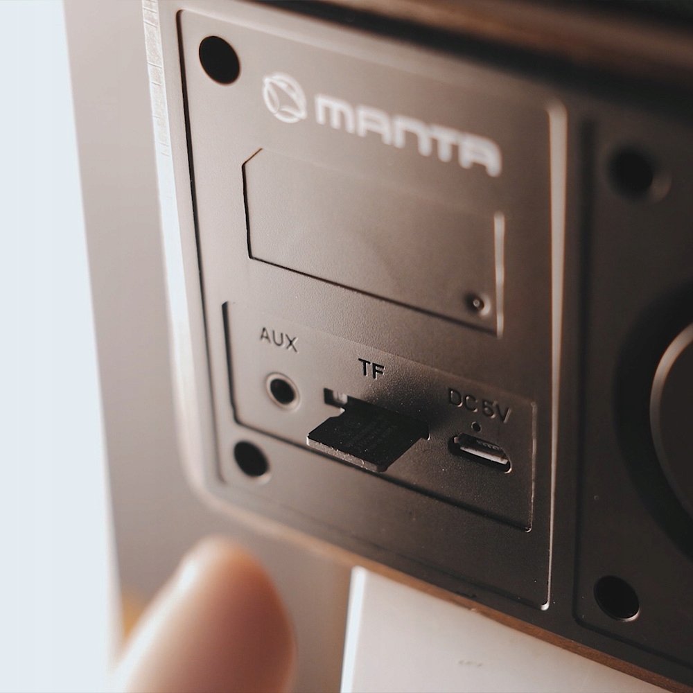 RADIOBUDZIK ŁADOWARKA INDUKCYJNA BLUETOOTH MANTA EAN (GTIN) 5903089907831