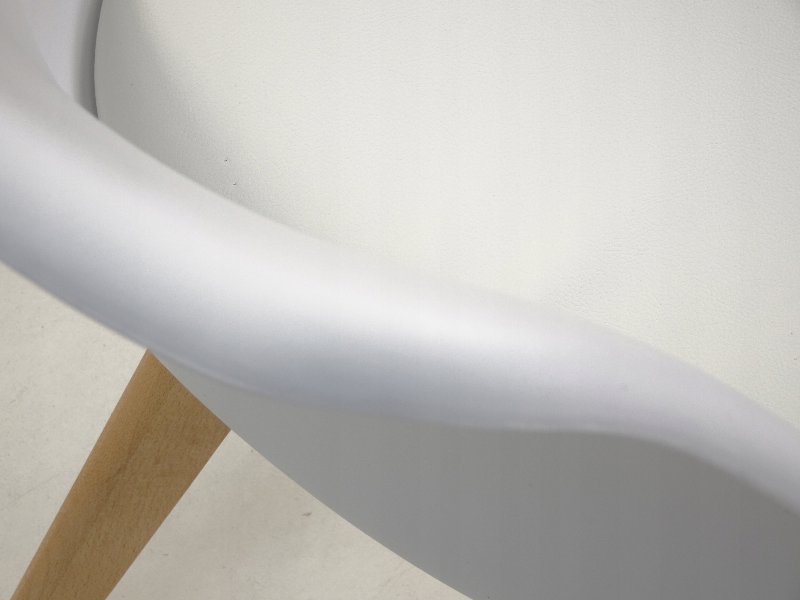 Zestaw stół z 8 krzesłami ładny nowoczesny komplet Maksymalna długość rozłożonego stołu 176 cm