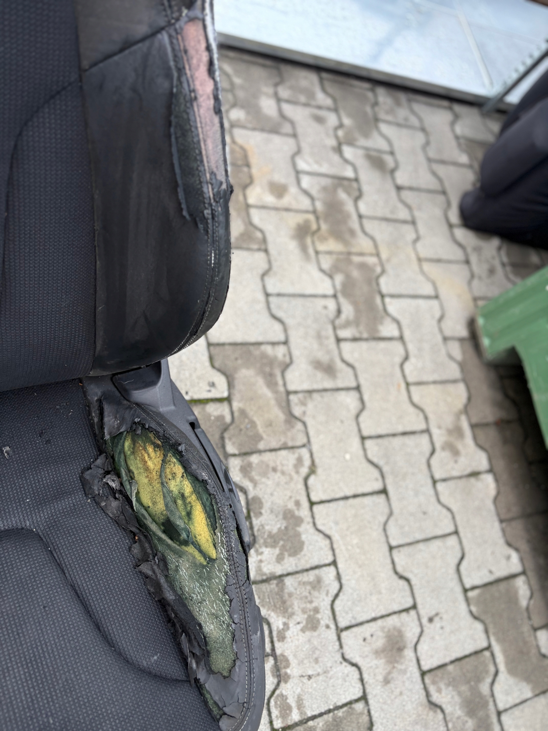 seat front left driver´s AUDI TT 8J semi leather SLINE
