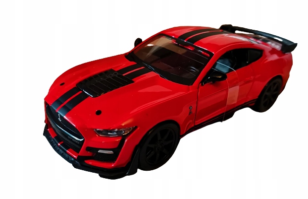 

Model Bburago 1:32 2020 Ford Mustang Shelby GT500