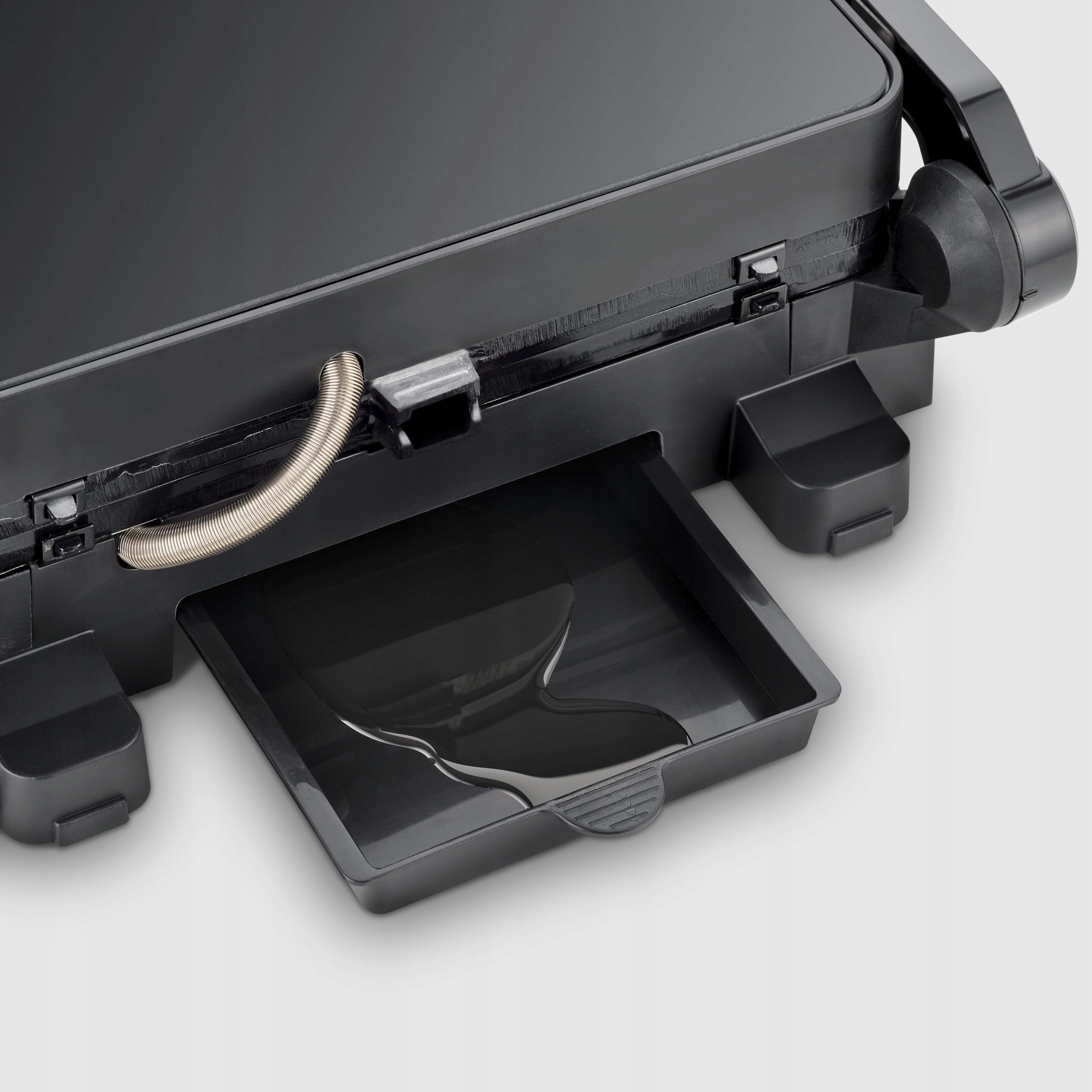 SEVERIN SEVINI Lite Grill Kontaktowy Do Mięsa Ryb Warzyw 1800W Czarny — miniatura 6