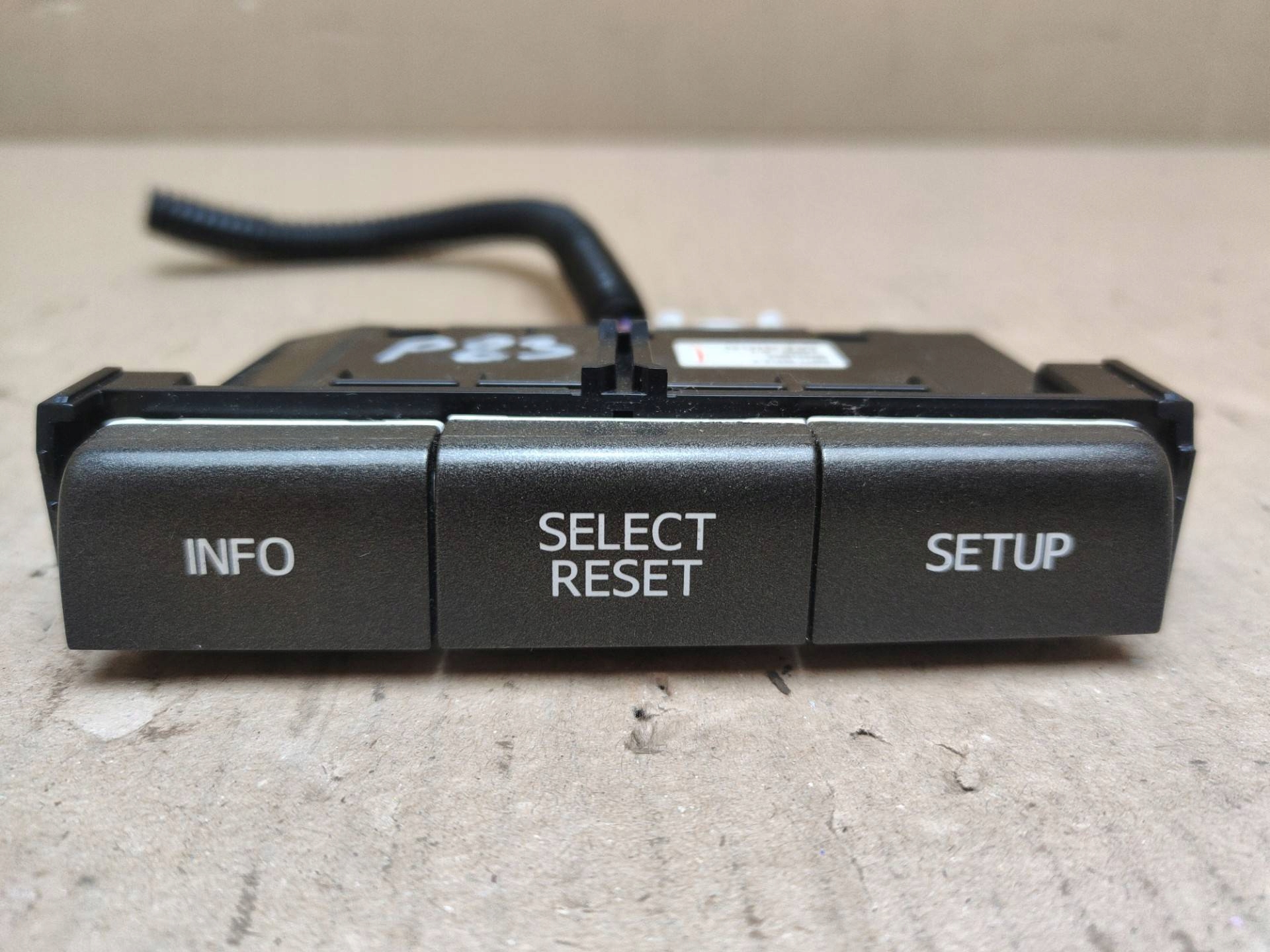 control panel funkcjami Toyota Sienna 3 2011 84977-08010-A