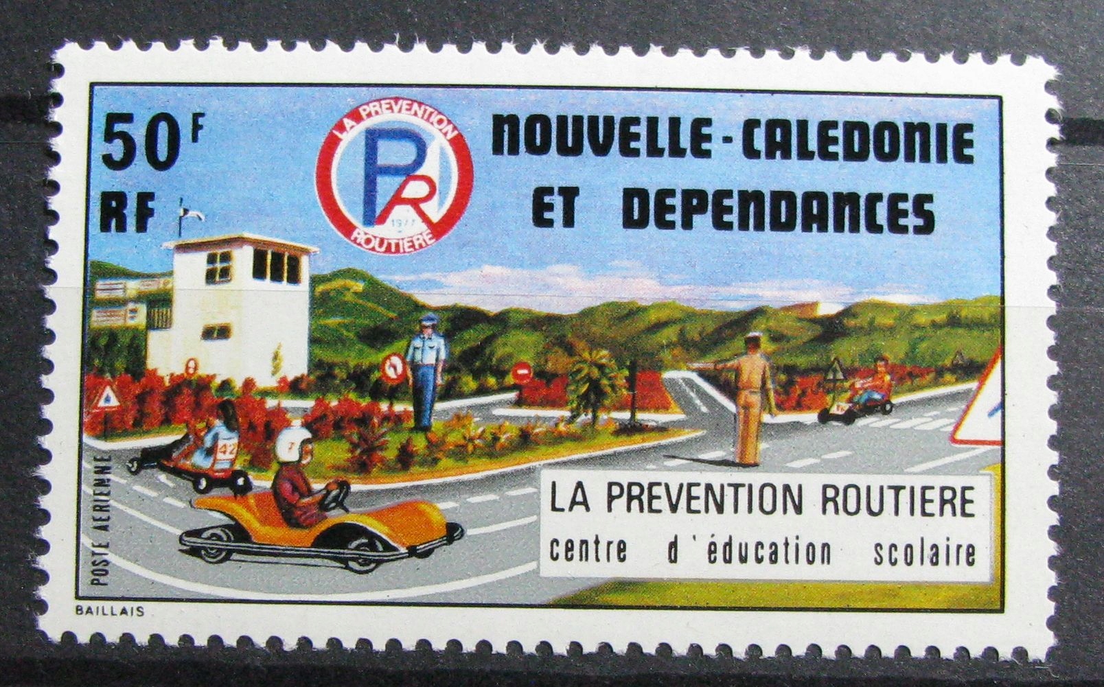 NOWA KALEDONIA - Mi 591 **