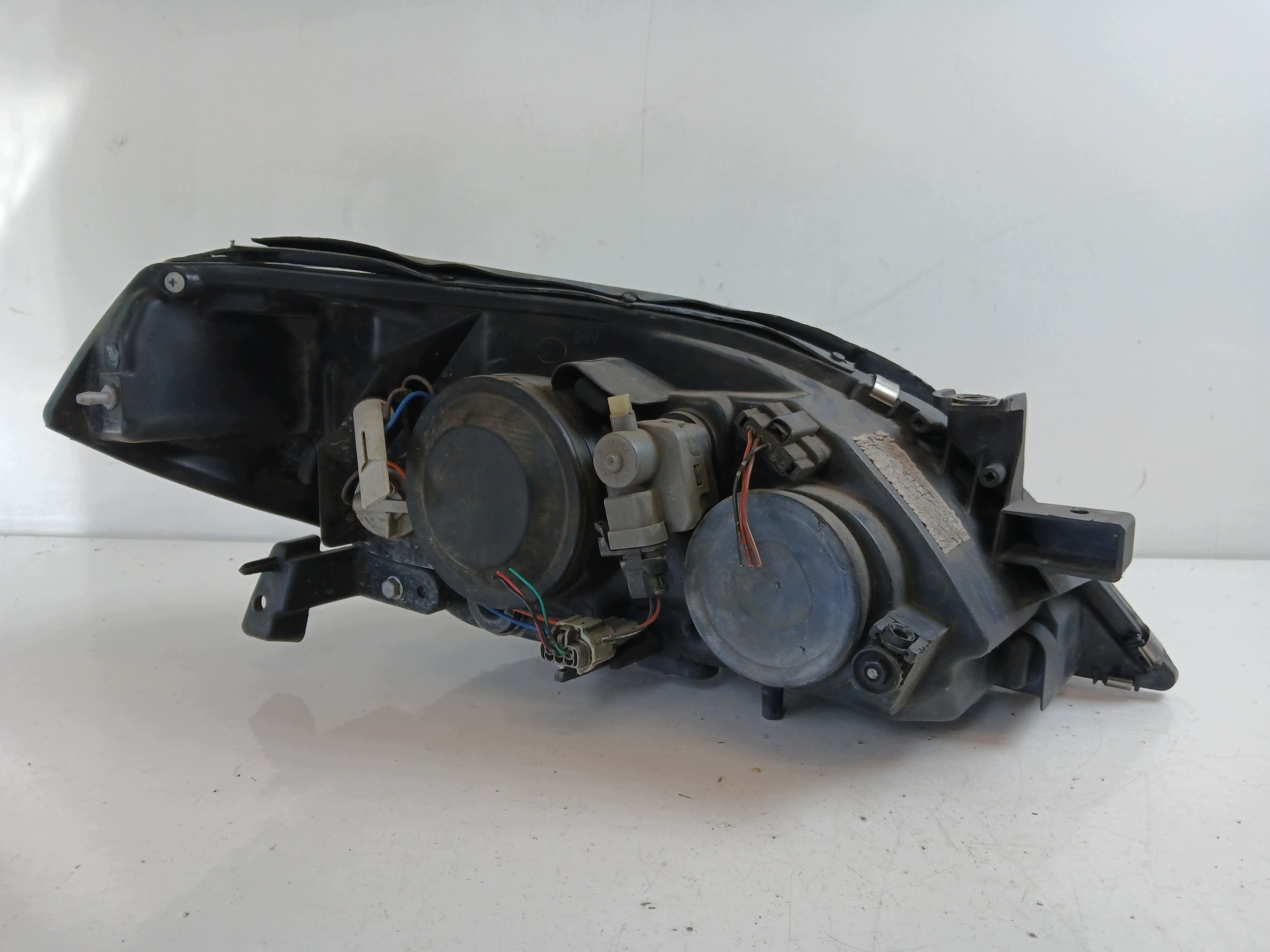 NISSAN PRIMERA P12 feu gauche avant beau