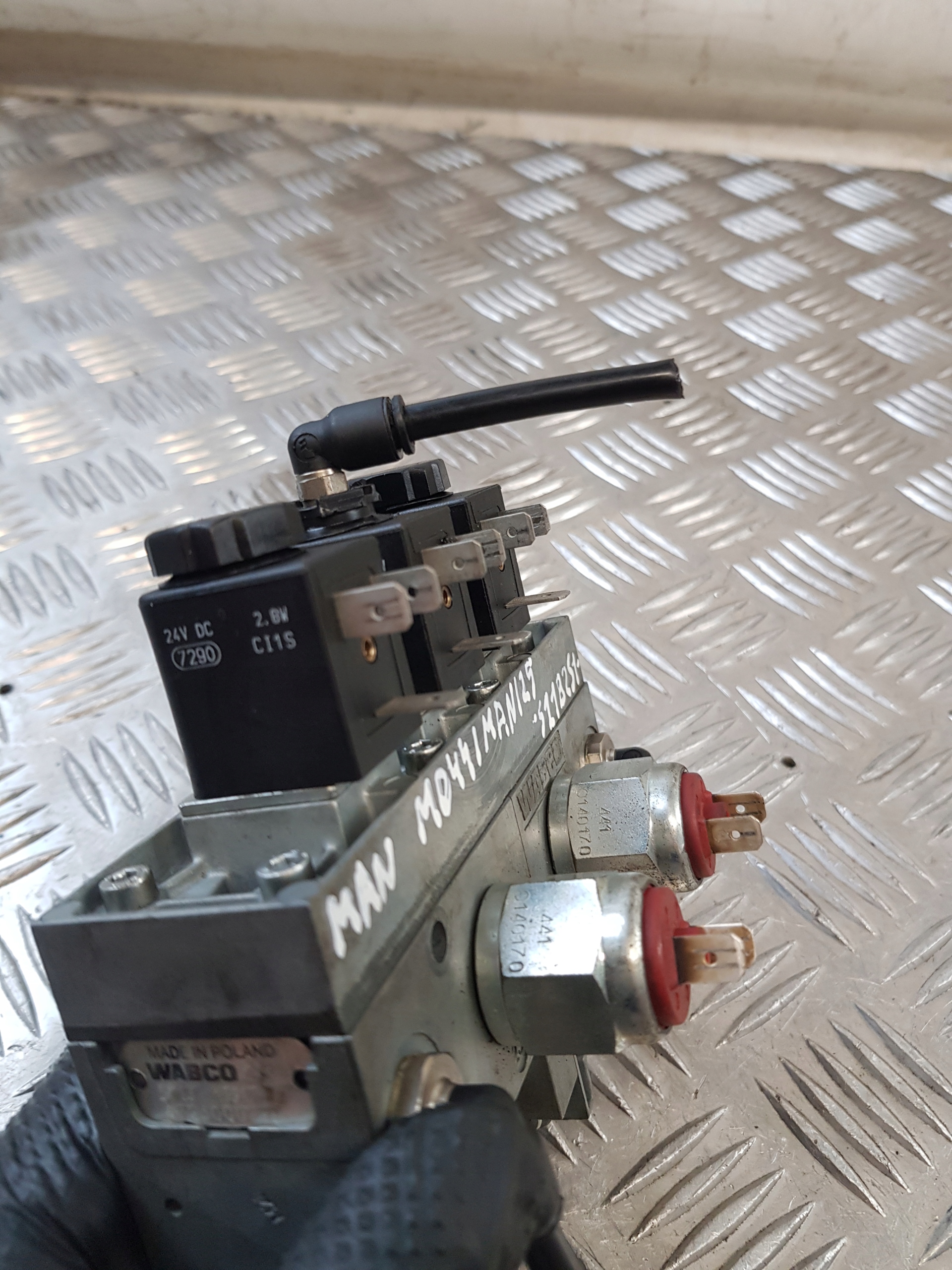 Sensor MAGNETYCZNY OTWIERANIA Tür WABCO 4726000220