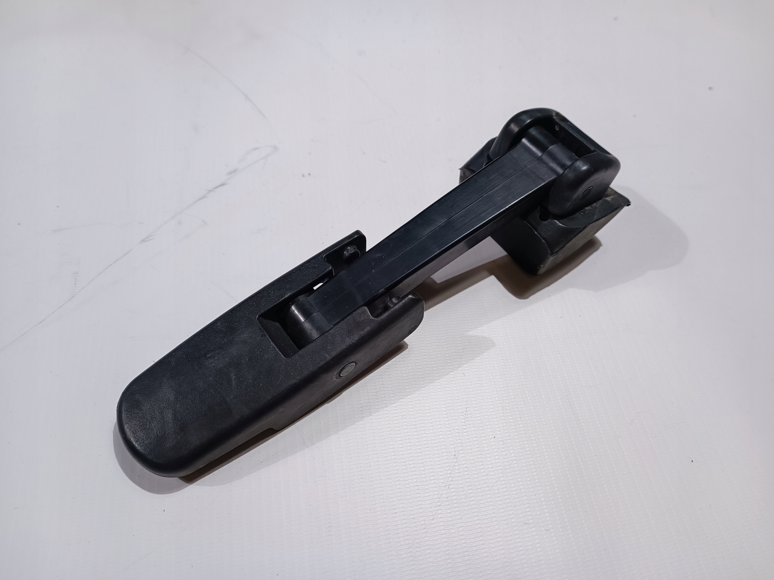 Klamra zámok zapinka Kapoty Hummer H2