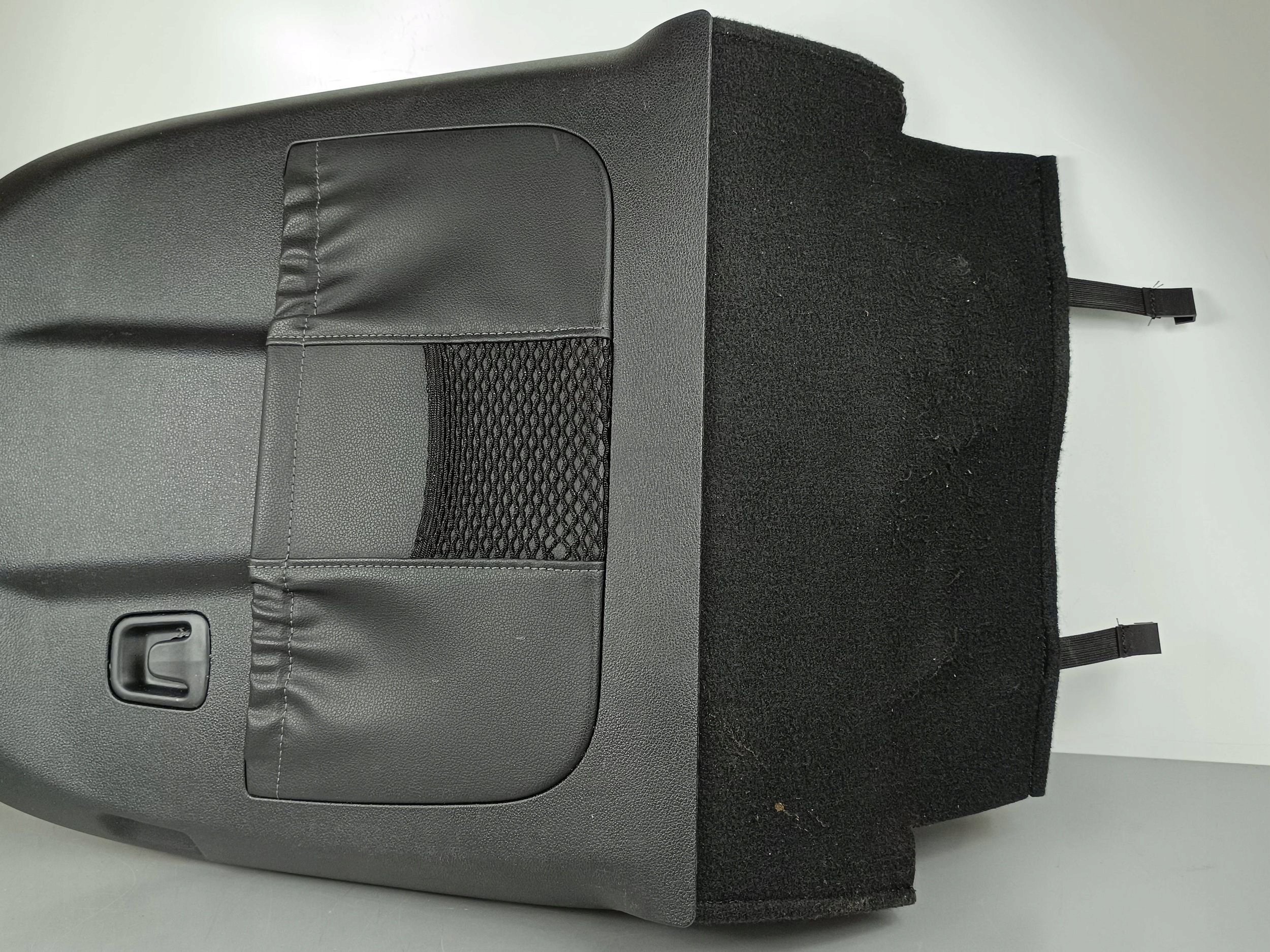 2022 kia TELLURIDE пластик кресло 3766606