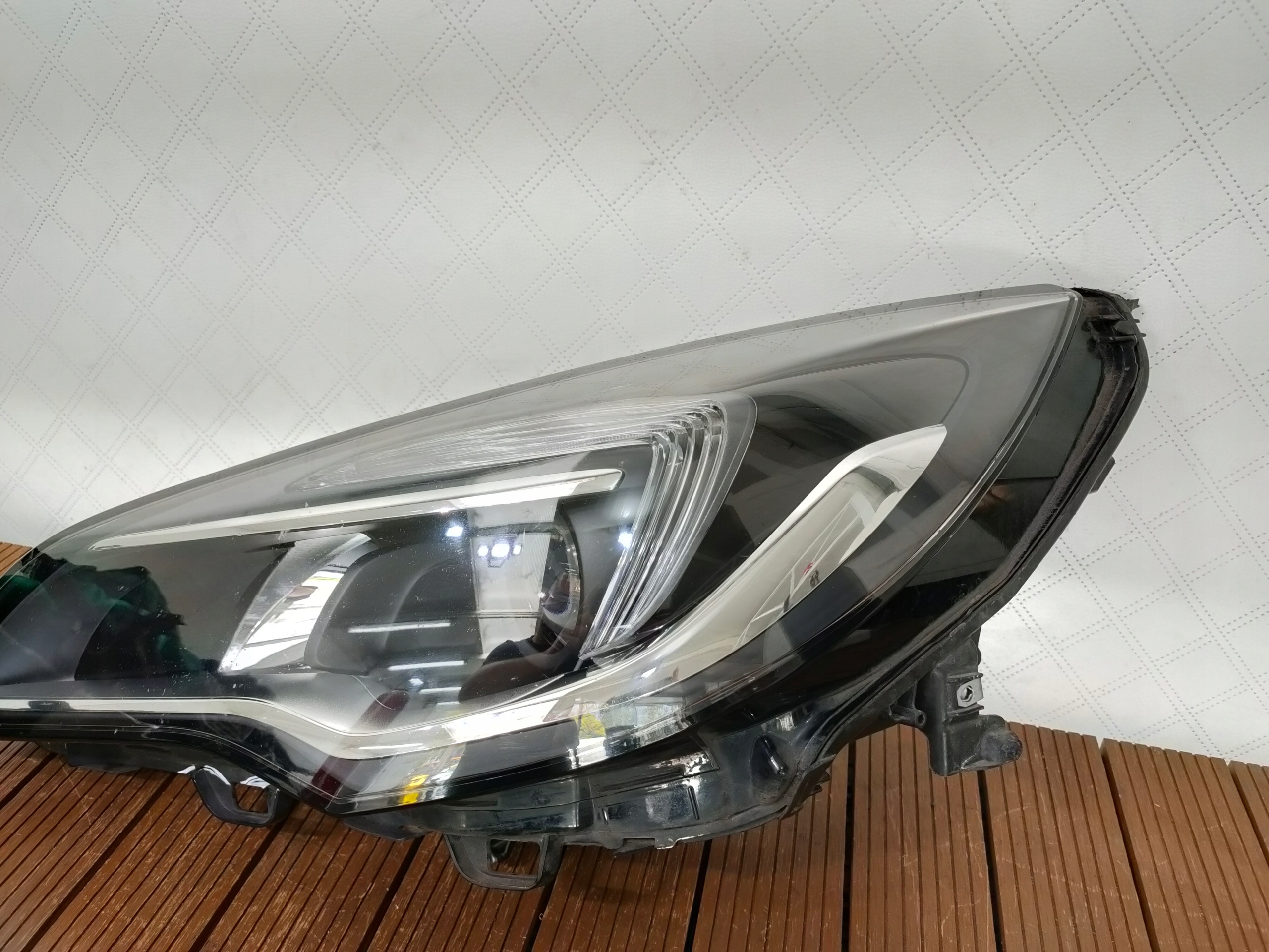 OPEL ASTRA V K 15-19 light front left lens LED 39111143 EUROPA OE