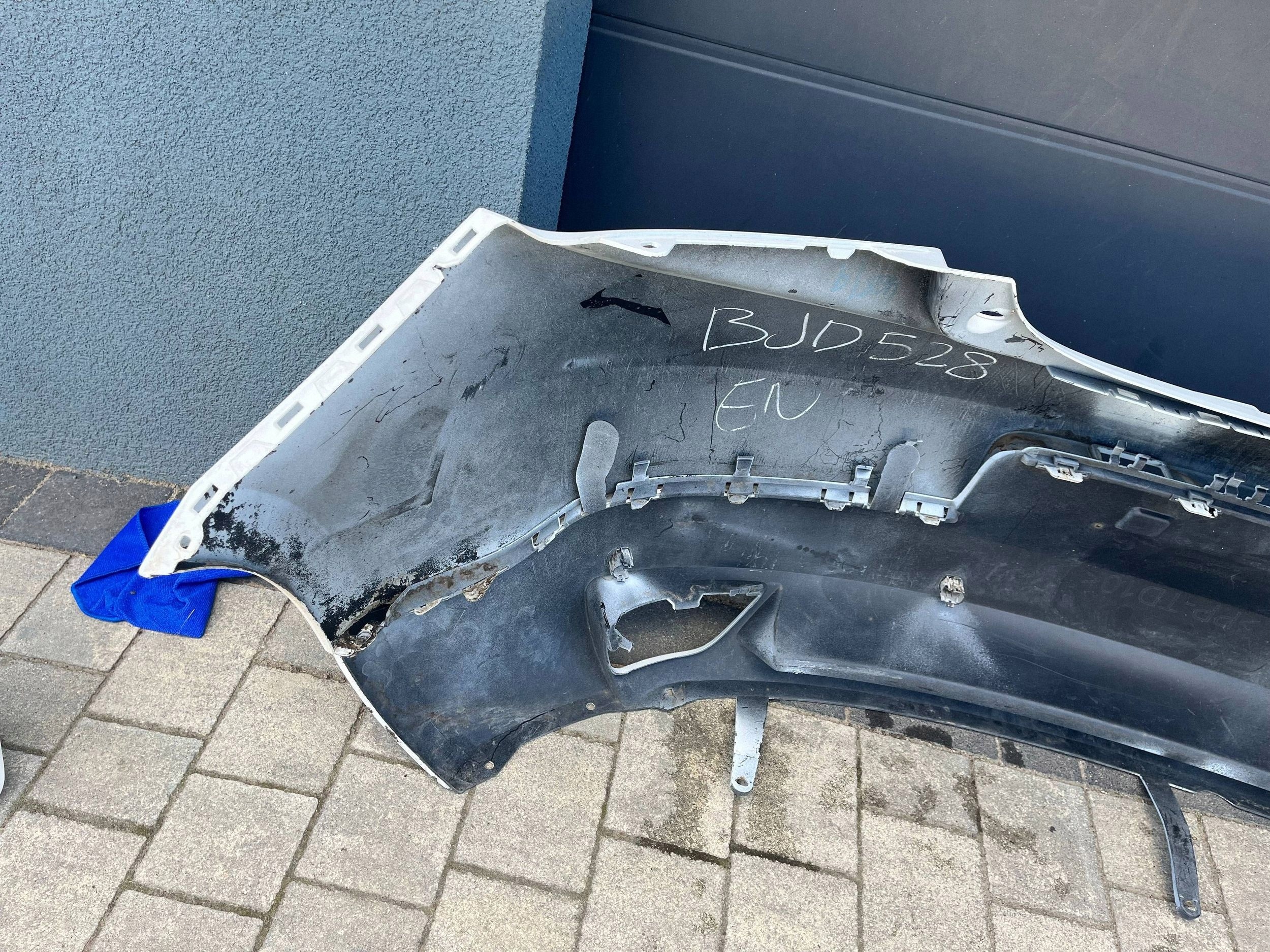 bumper rear RENAULT MEGANE III COUPE 850B20002R @M
