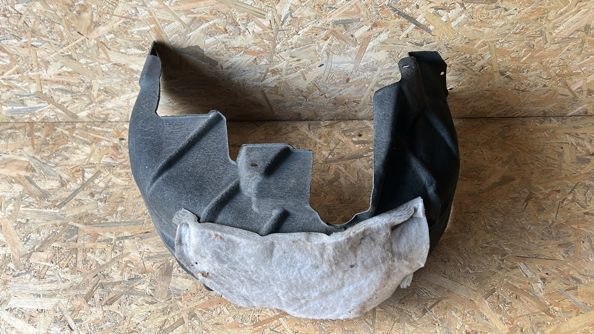 mudguard left left rear part rear. VW ARTEON 17