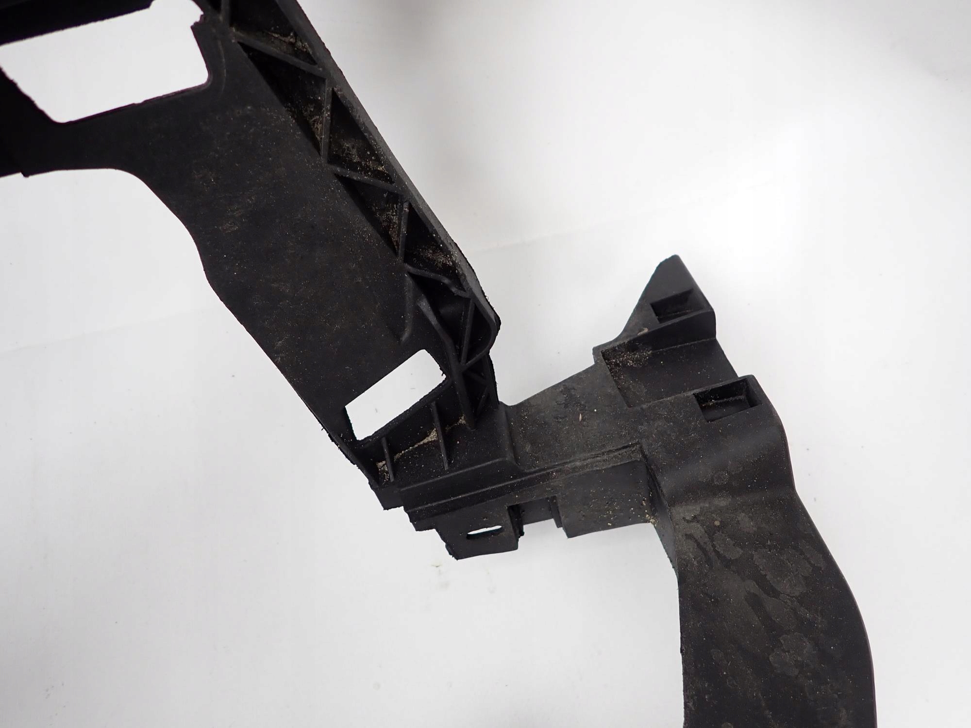 VOLVO V60 and 1 S60 II 2 LIFT 13-18 support panel for radiators pillar