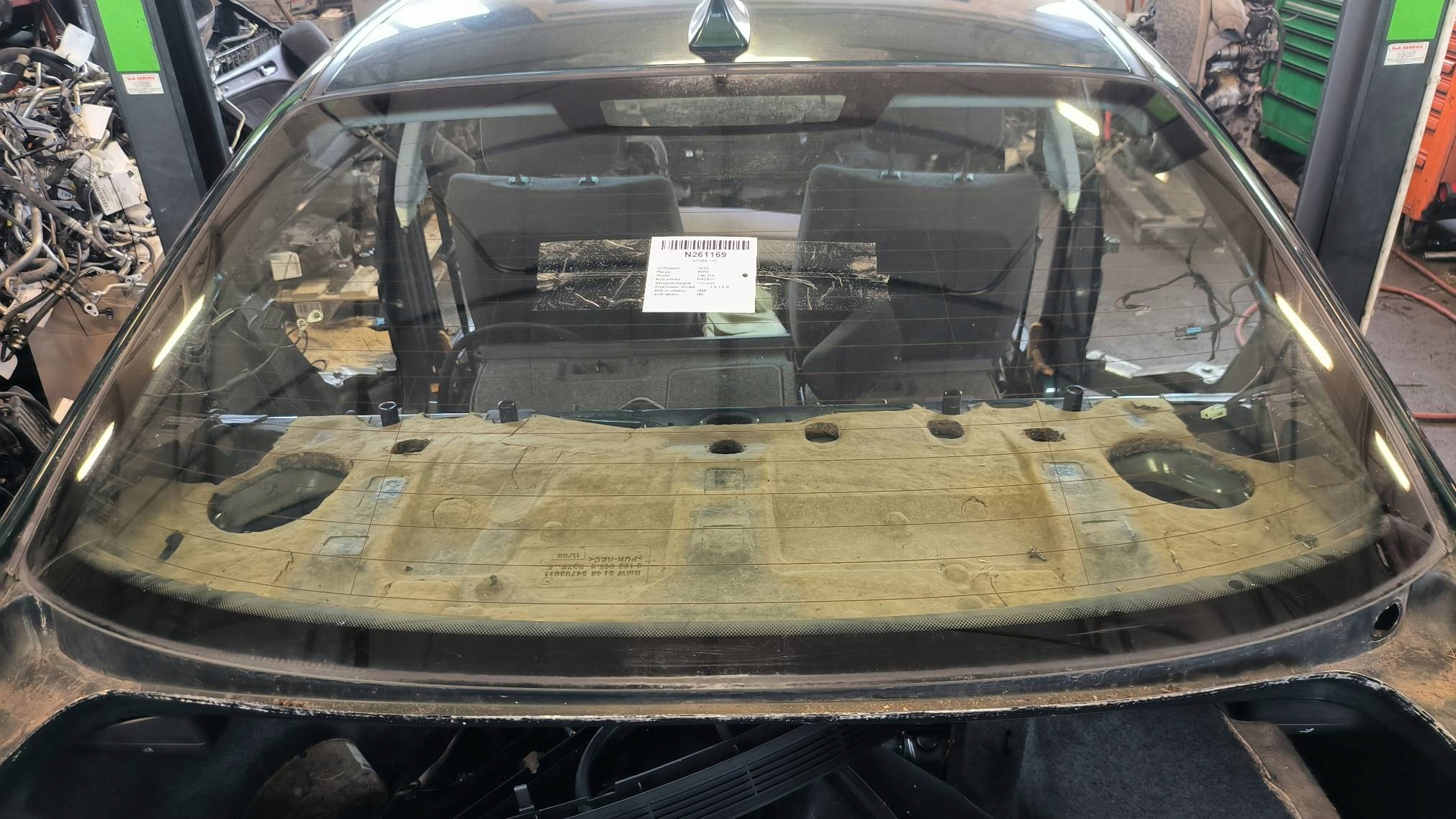 window rear part BMW E46 318 sedan