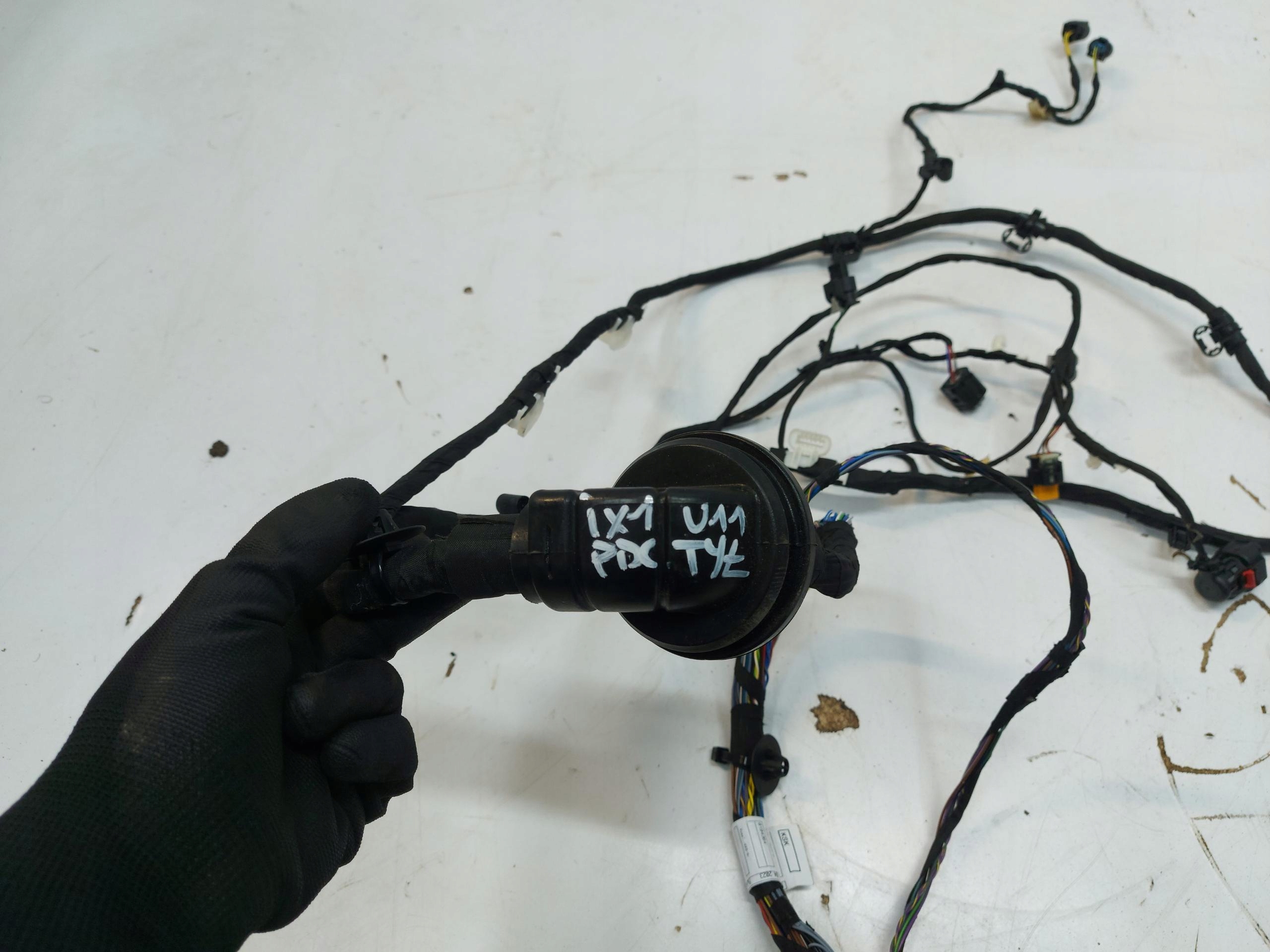 BMW iX1 X1 U11 bundle wiring PDC rear part 66405910