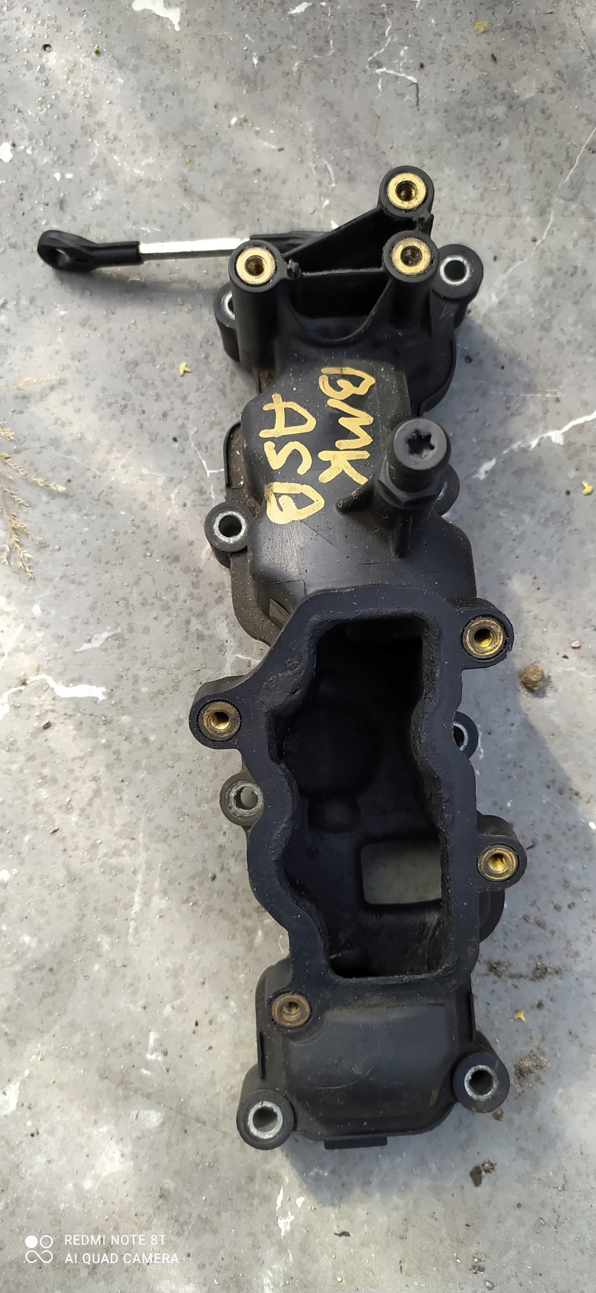 059129712P впускной коллектор правый 3.0 TDI AUDI A6 C6