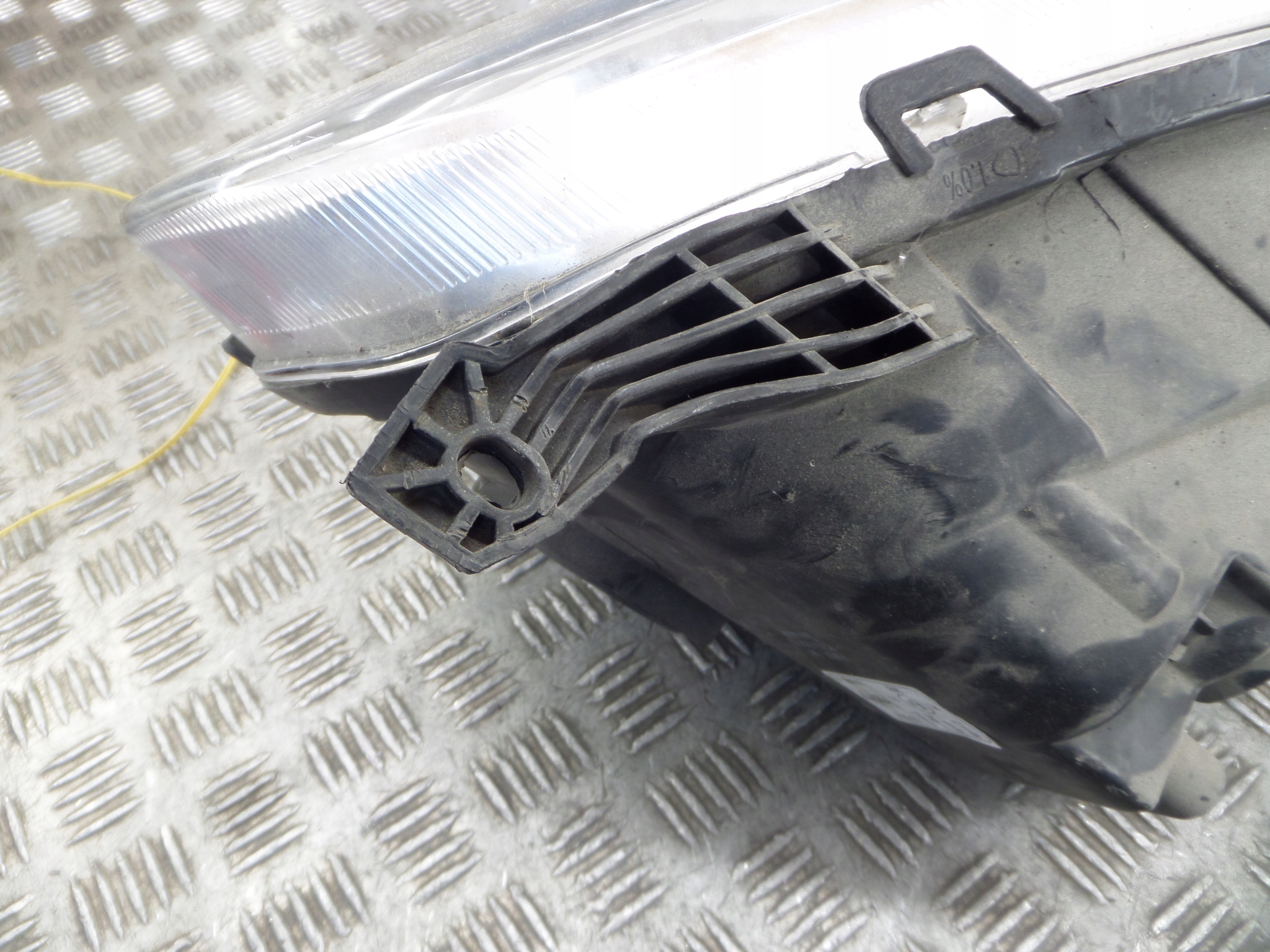 light right FORD TRANSIT MK8